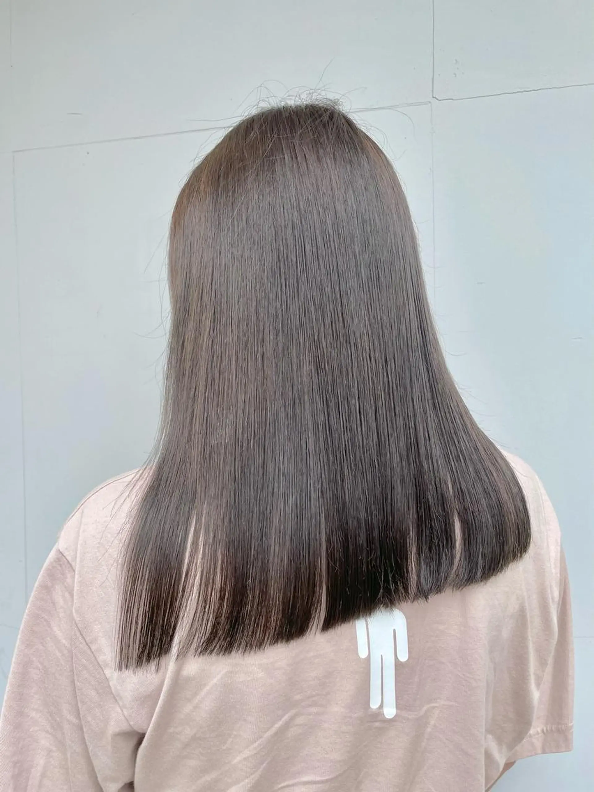 ミディアム カラー アディクシーカラー ベージュカラー 透明感カラー カット 藤澤 夏実/インナーカラーのヘアスタイル