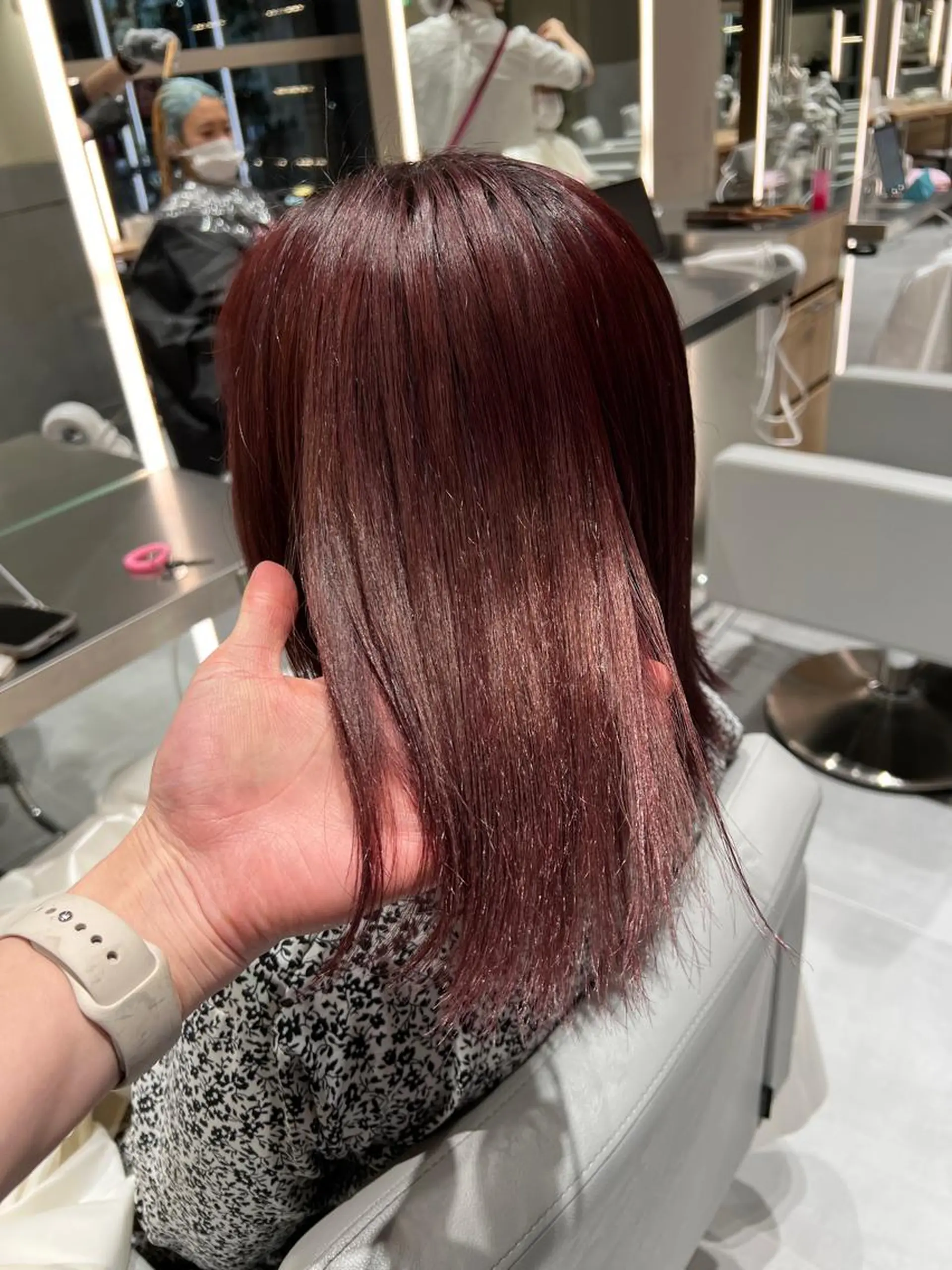 カラー kako　ショート ボブのヘアスタイル