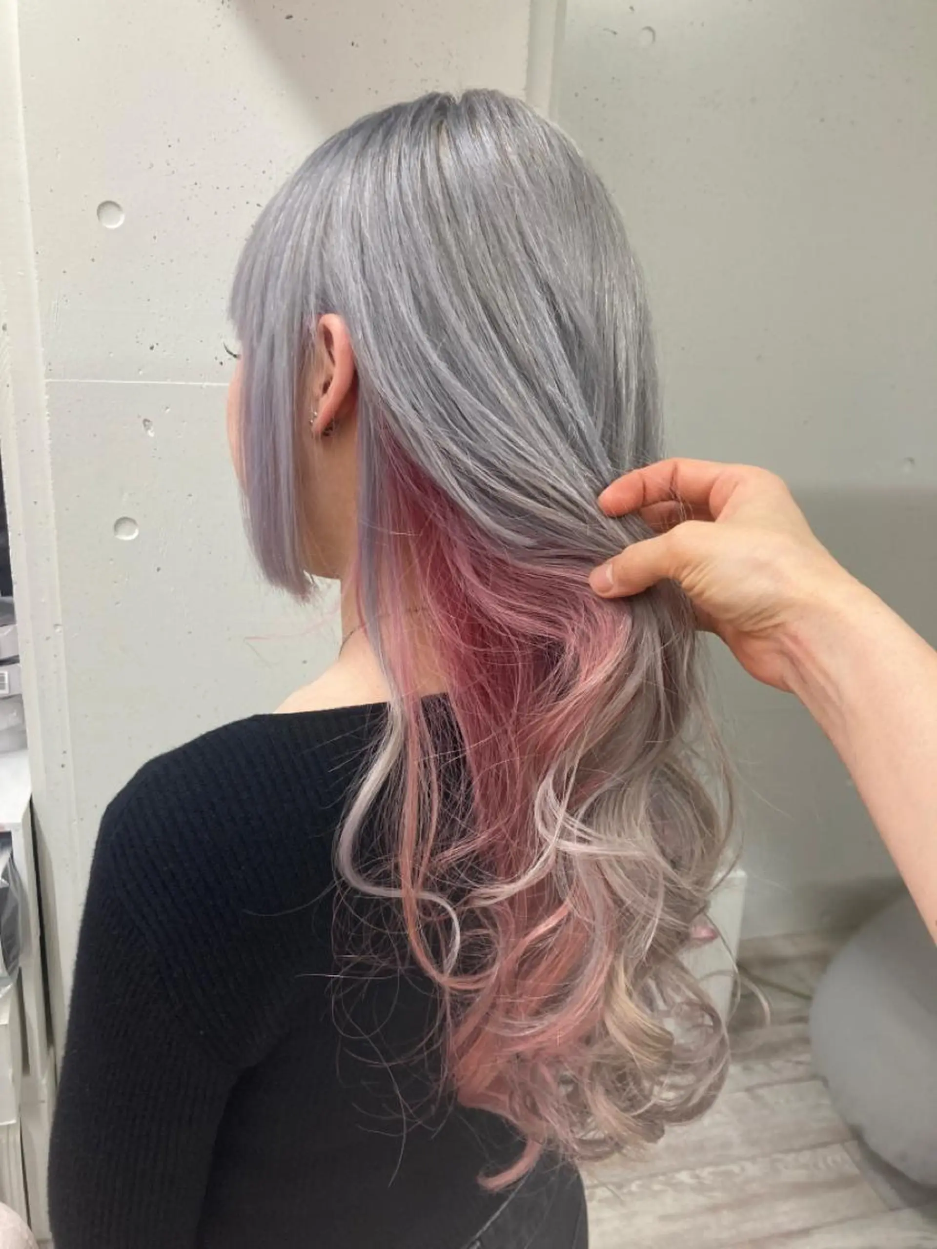 ロング カラー ブリーチ ピンクカラー カット ヘアカラー トリートメント ミルミー美容室所属・🦄💒💓齎藤 七海子🦄💒💓のマツエク・マツパデザイン