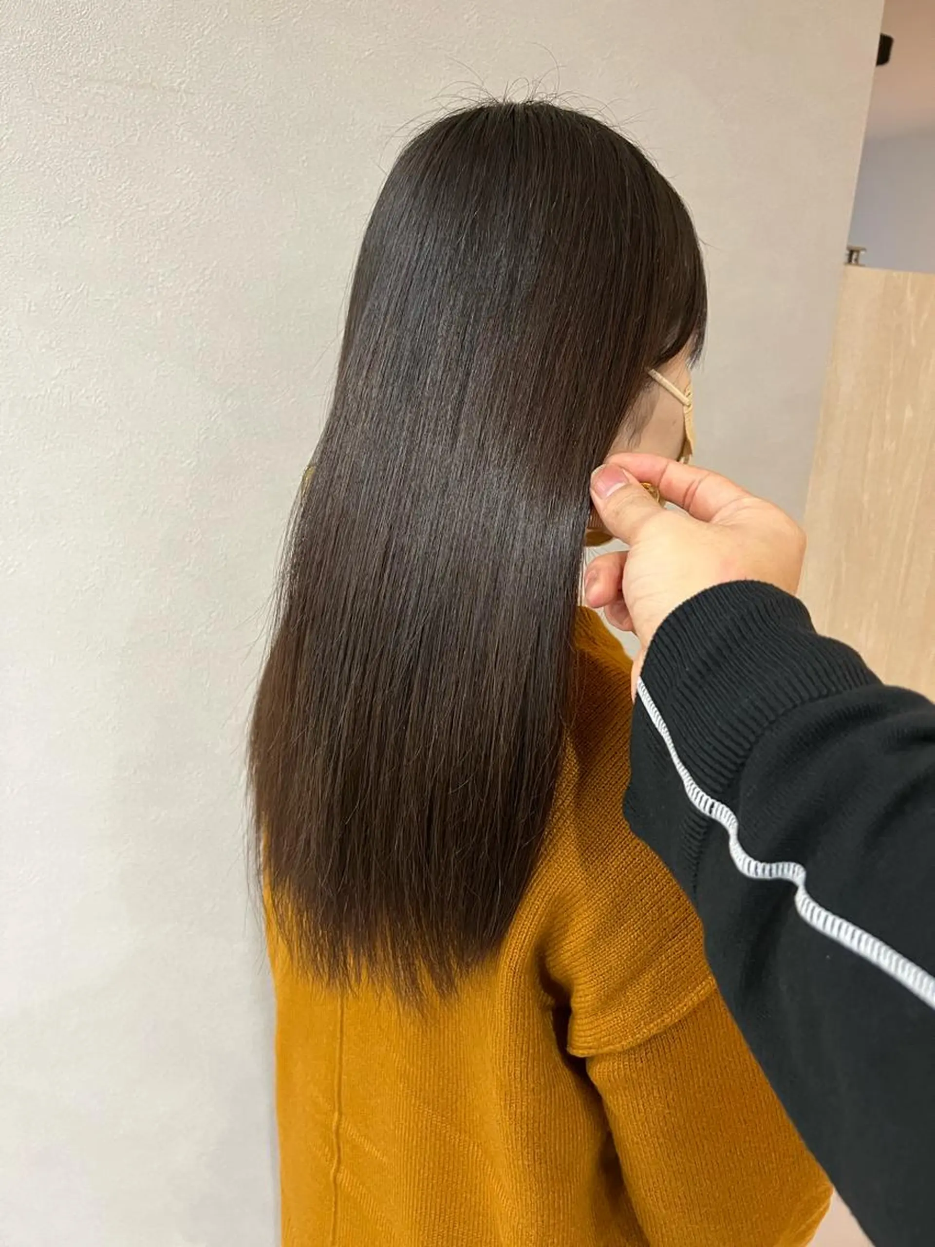 ロング 髪質改善 貸切サロンのヘアスタイル