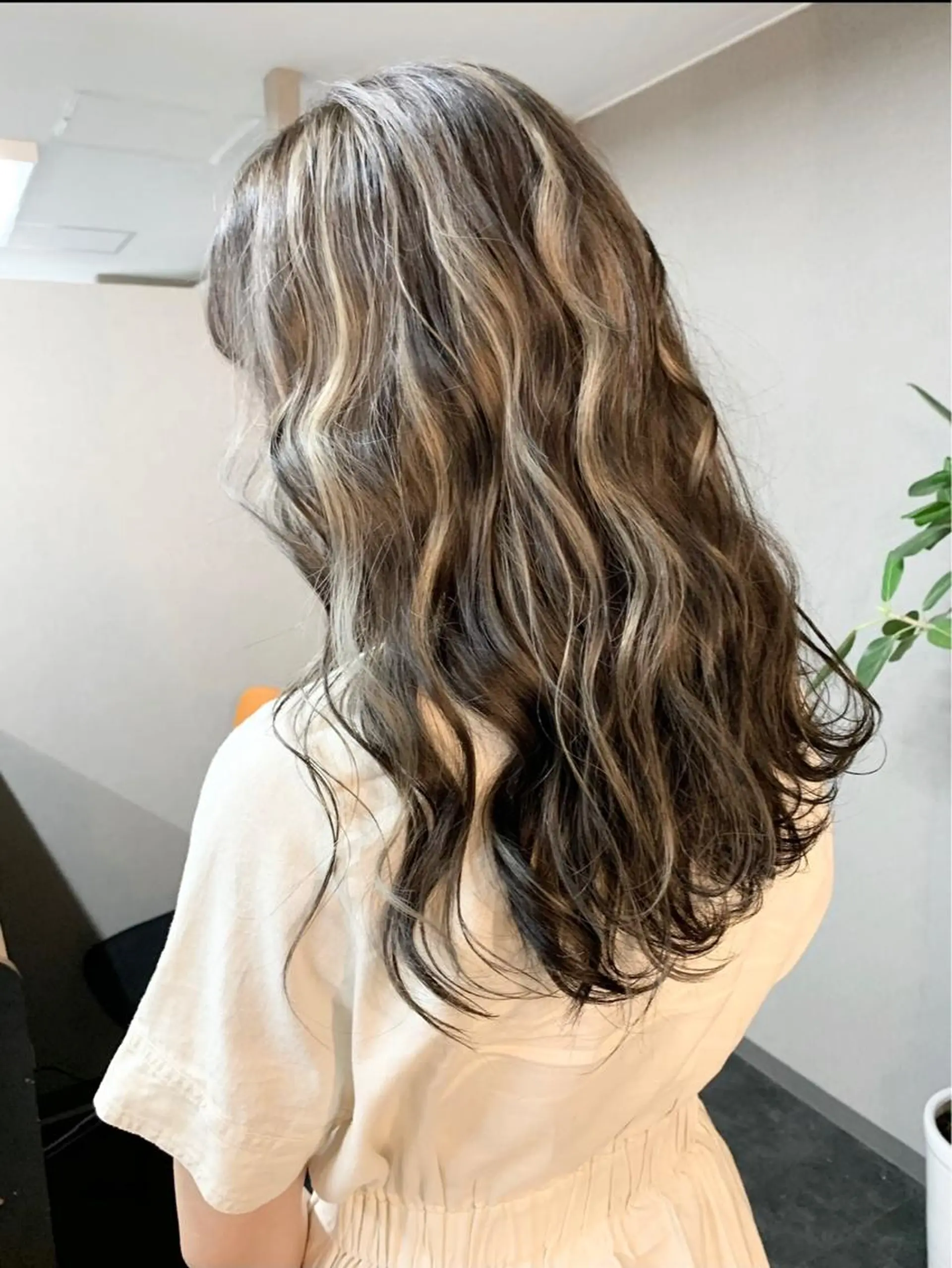 ロング カット パーマ Selene 難波店 店長SHINTANIのヘアスタイル
