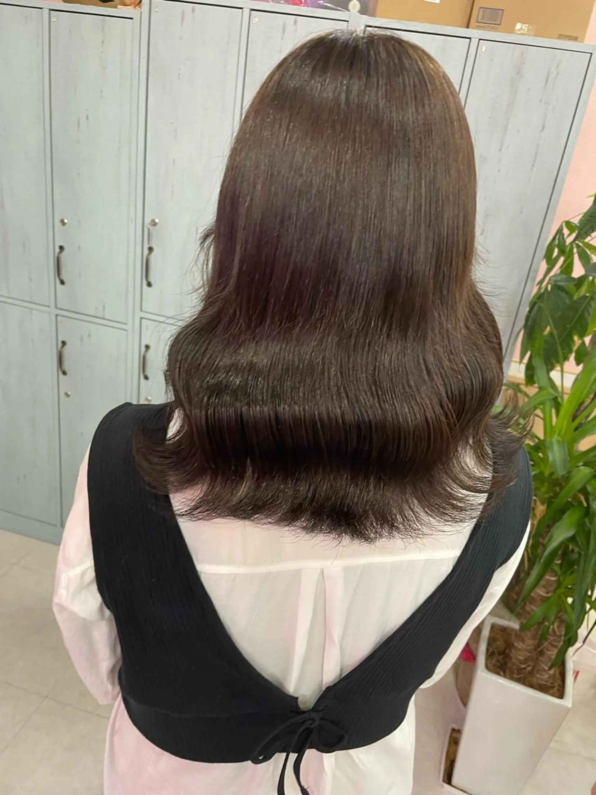 ロング アッシュ アッシュグレー アッシュグレージュ ミストバング ピンクブラウン カット 🌈ブリーチ特化🌈 MANATOのヘアスタイル