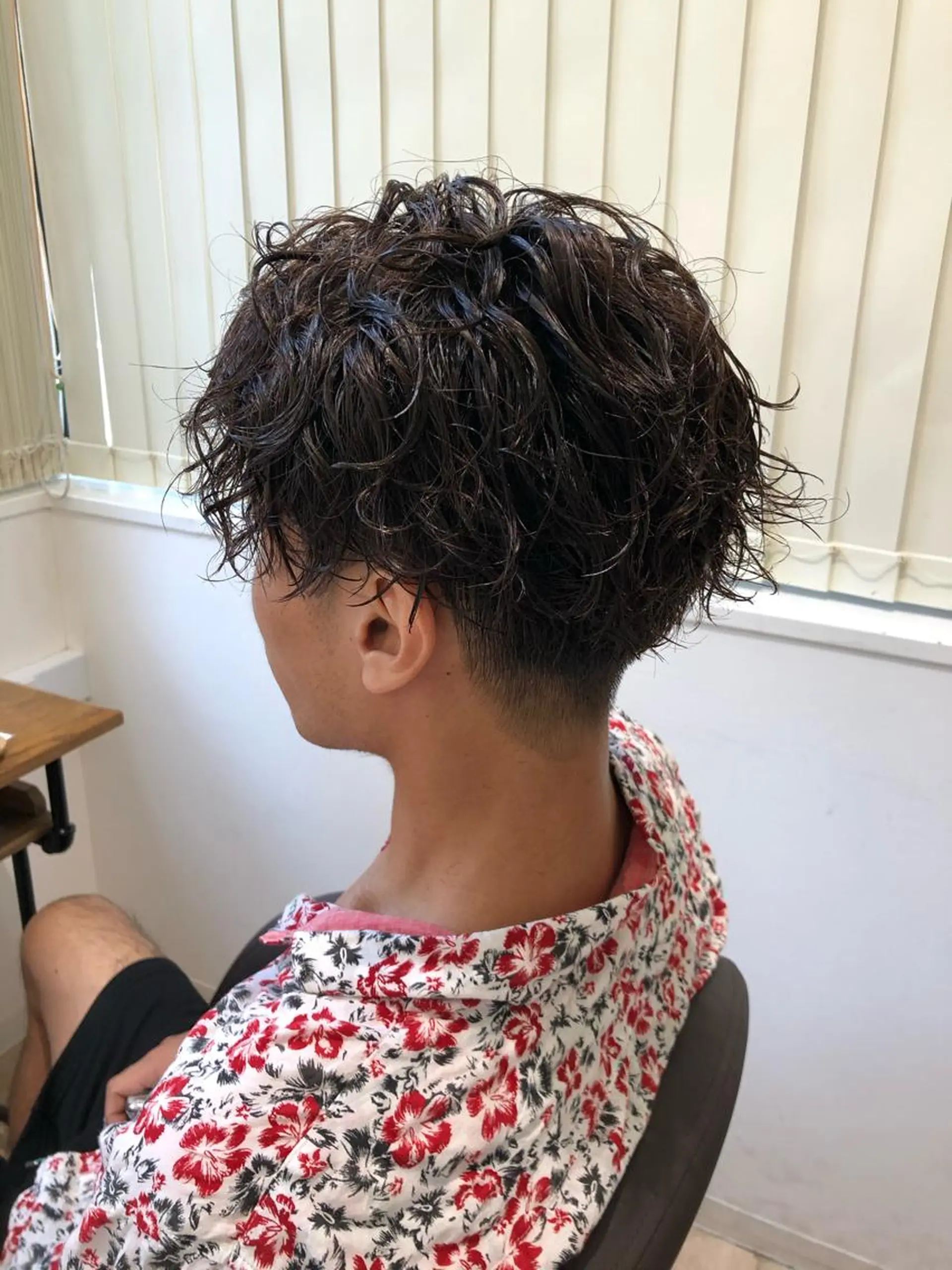 ショート カラー パーマ メンズ kiitos所属・関西センターパート メンズモデル募集のヘアスタイル