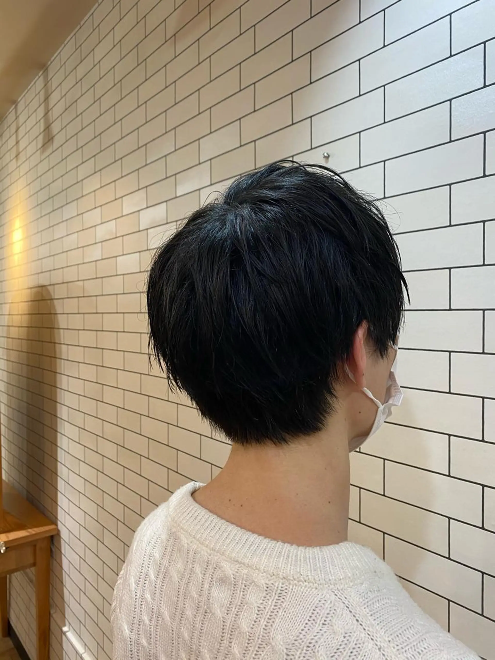 ショート メンズ 刈り上げ カット オーストヘアージジ所属・TAI透明カラー 柔らかい縮毛矯正のヘアスタイル