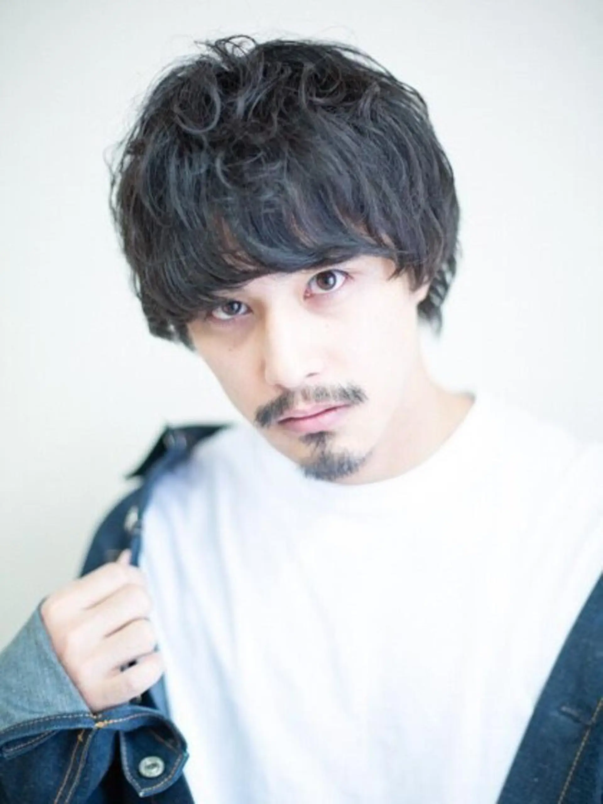 メンズ ハイライト&曲がる 縮毛矯正特化 玉置のヘアスタイル