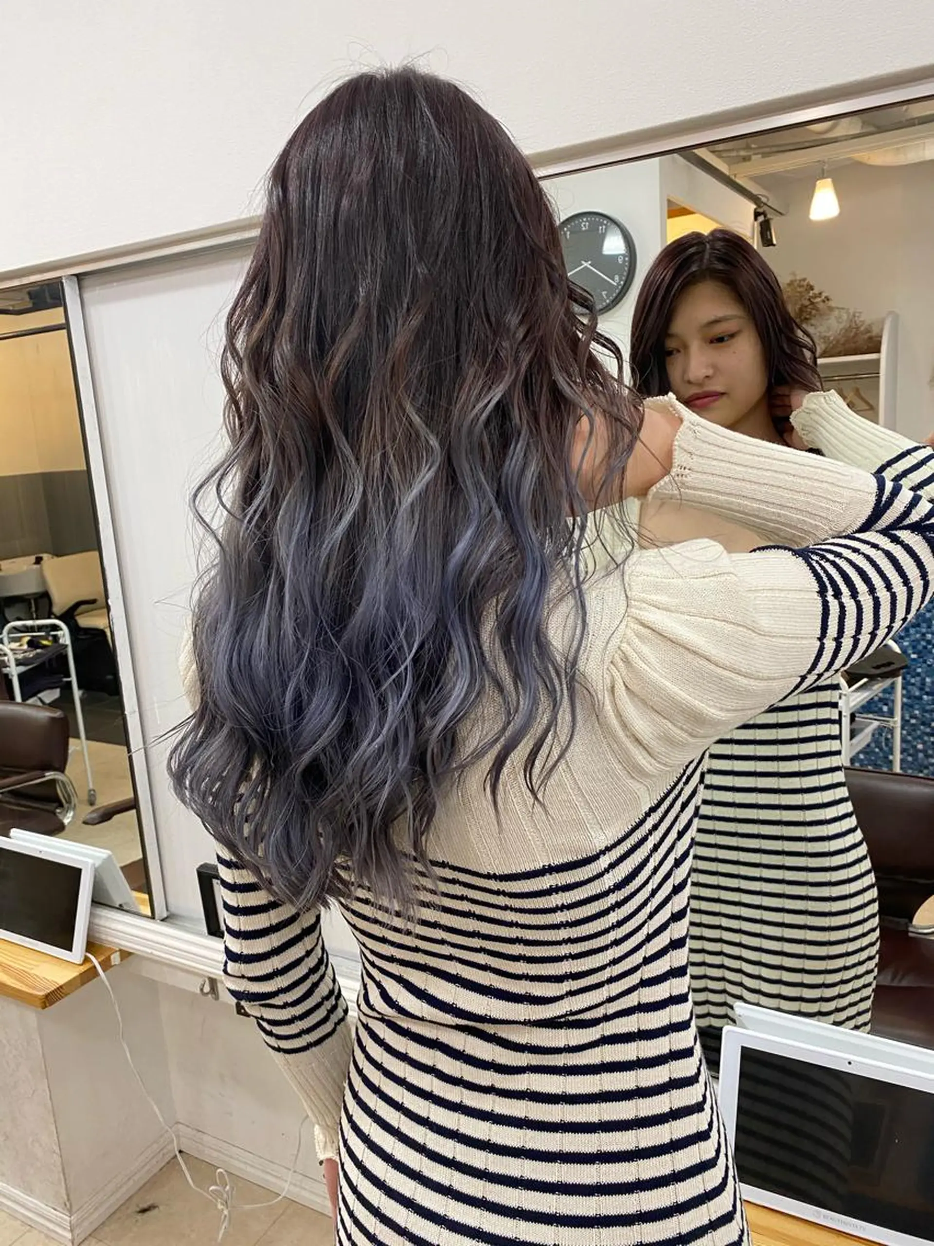 ロング カラー メンズ ブリーチ特化型✂️ ハイトーンカラー👨のヘアスタイル