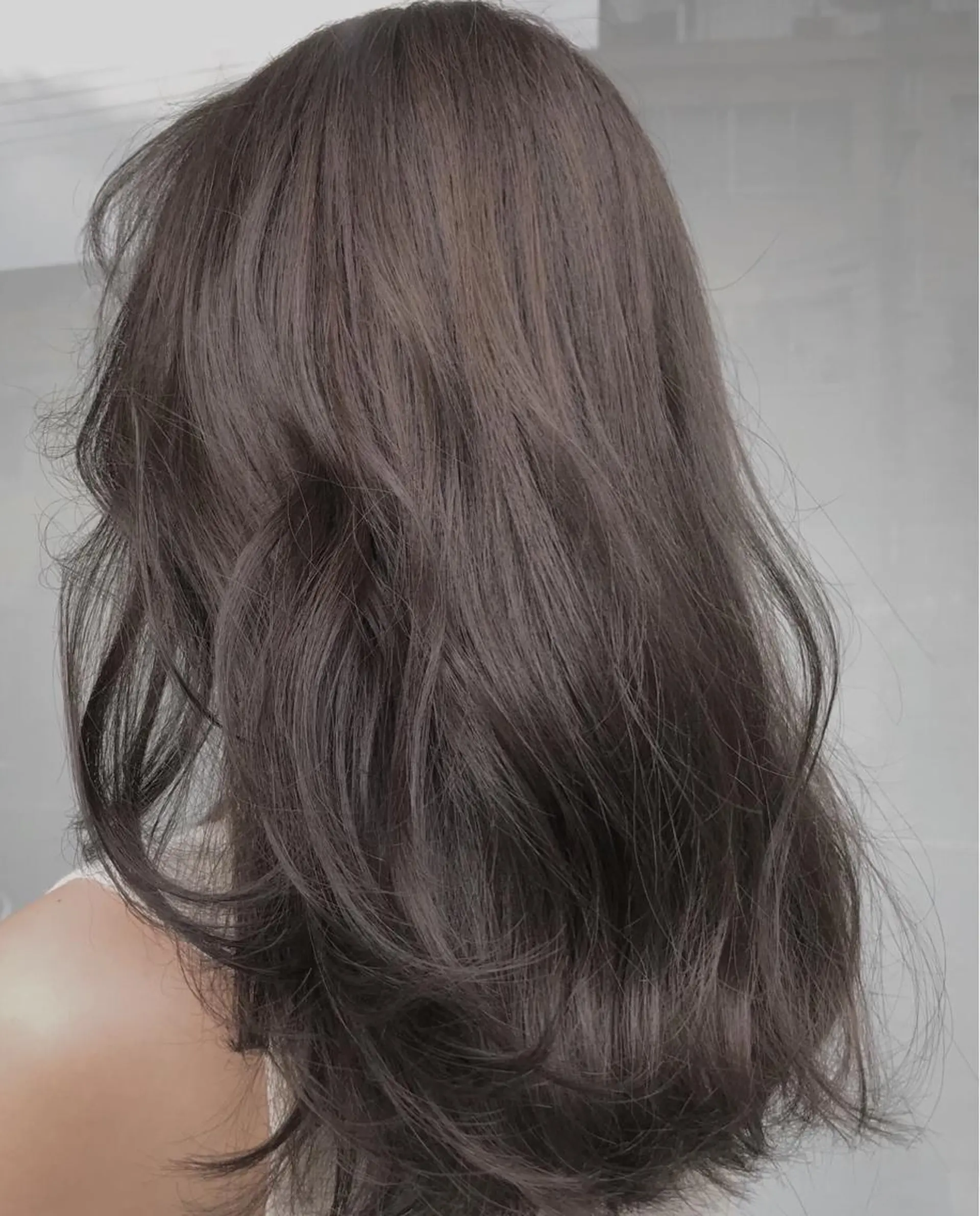 セミロング カラー Kawaguchi Arisaのヘアスタイル