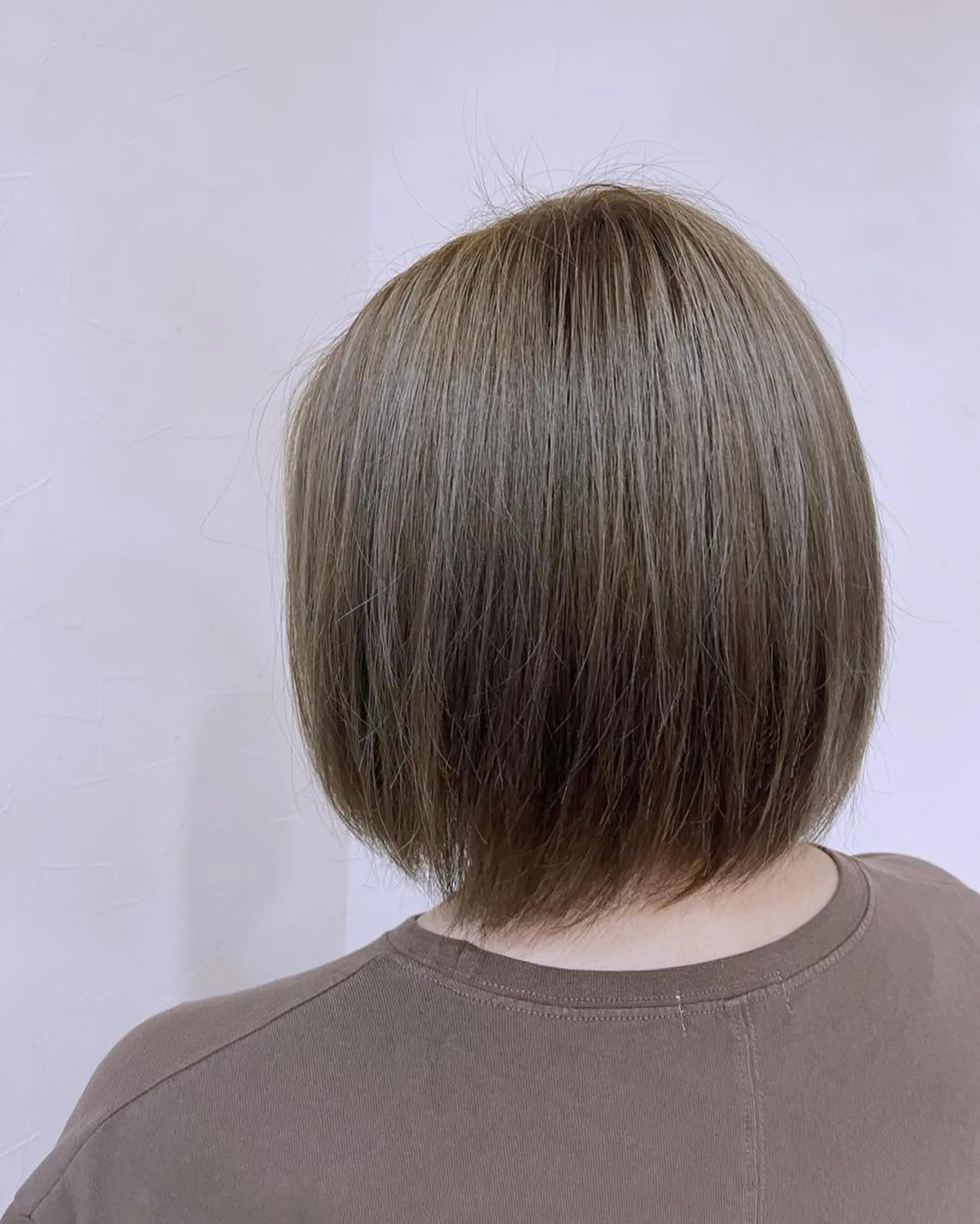 ショート カラー ダブルカラー ハイライトカラー インナーカラー ハイライト 髪質改善 justbeauty CiNQのヘアスタイル