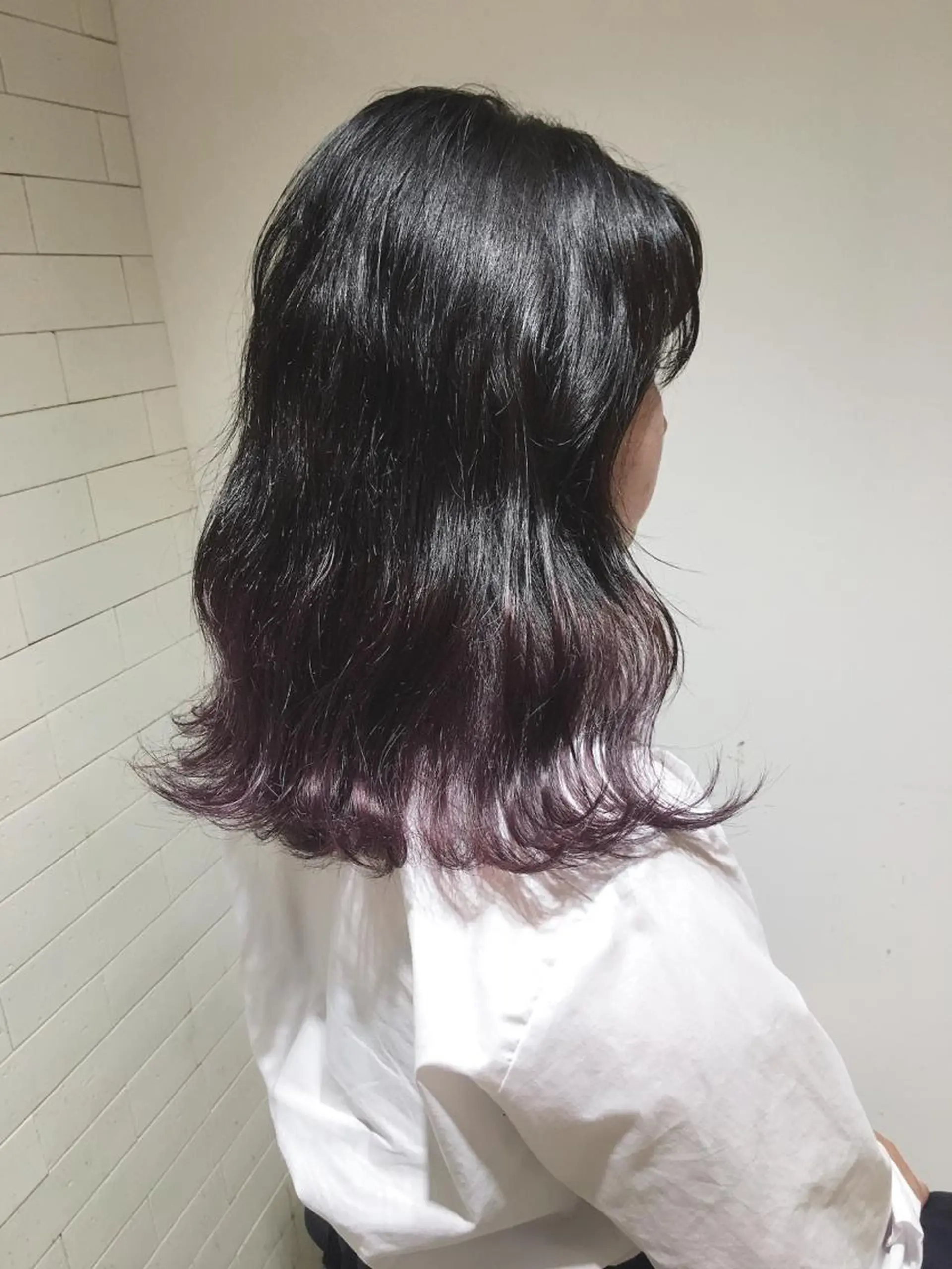 セミロング ショートボブ ボブ ハイライト 外ハネヘア ヘアカラー トリートメント ヘッドスパ ヘアセット メンズツイスパ ショートフクヤマシンのヘアスタイル