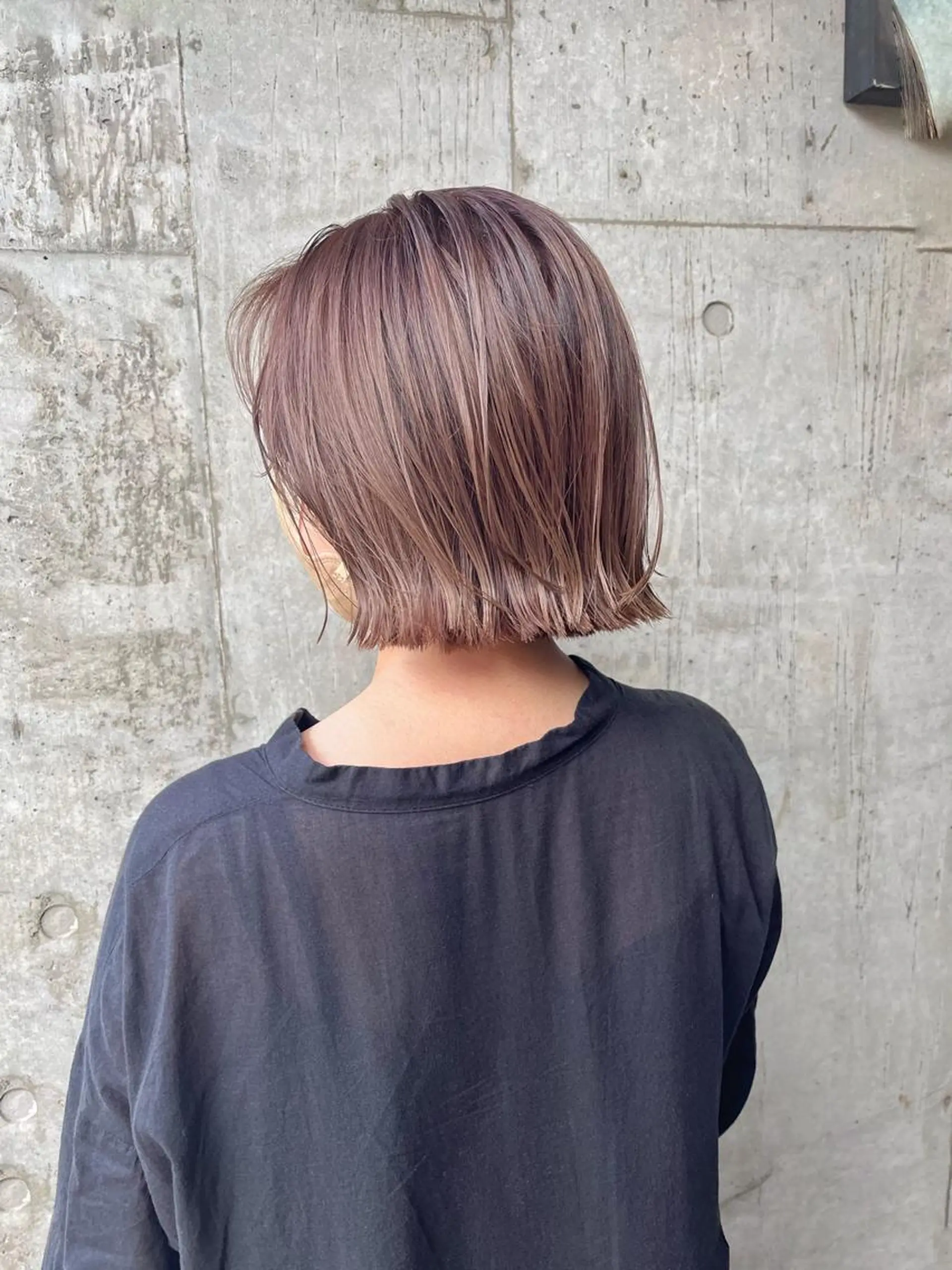 ショート ボブ カット ヘアカラー ハイトーンNo.1✨ パーマ✨イマイタツヤのヘアスタイル