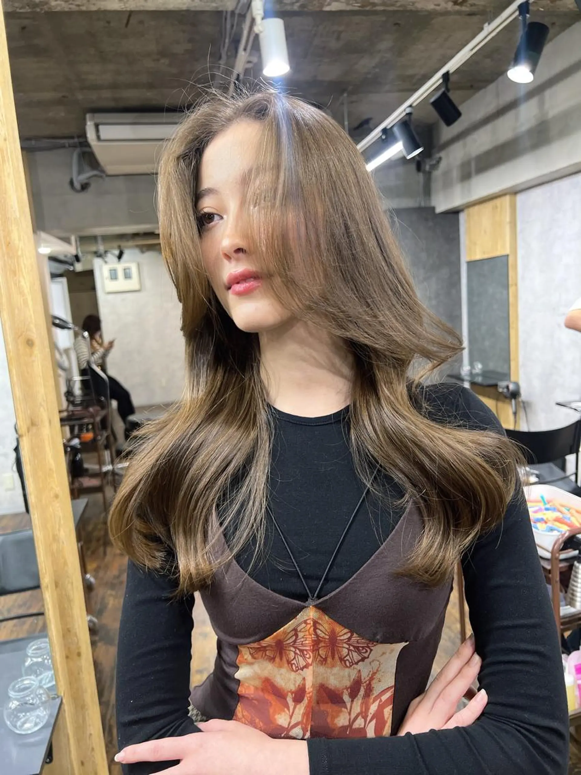 セミロング カラー パーマ ヘアアレンジ メンズ キッズ ネイル マツエク・マツパ アイブロウ カット ヘアカラー トリートメント ヘッドスパ ヘアセット foi. 　(フォワ)所属・🇰🇷韓×中くびれ ヘア森田和貴のヘアスタイル