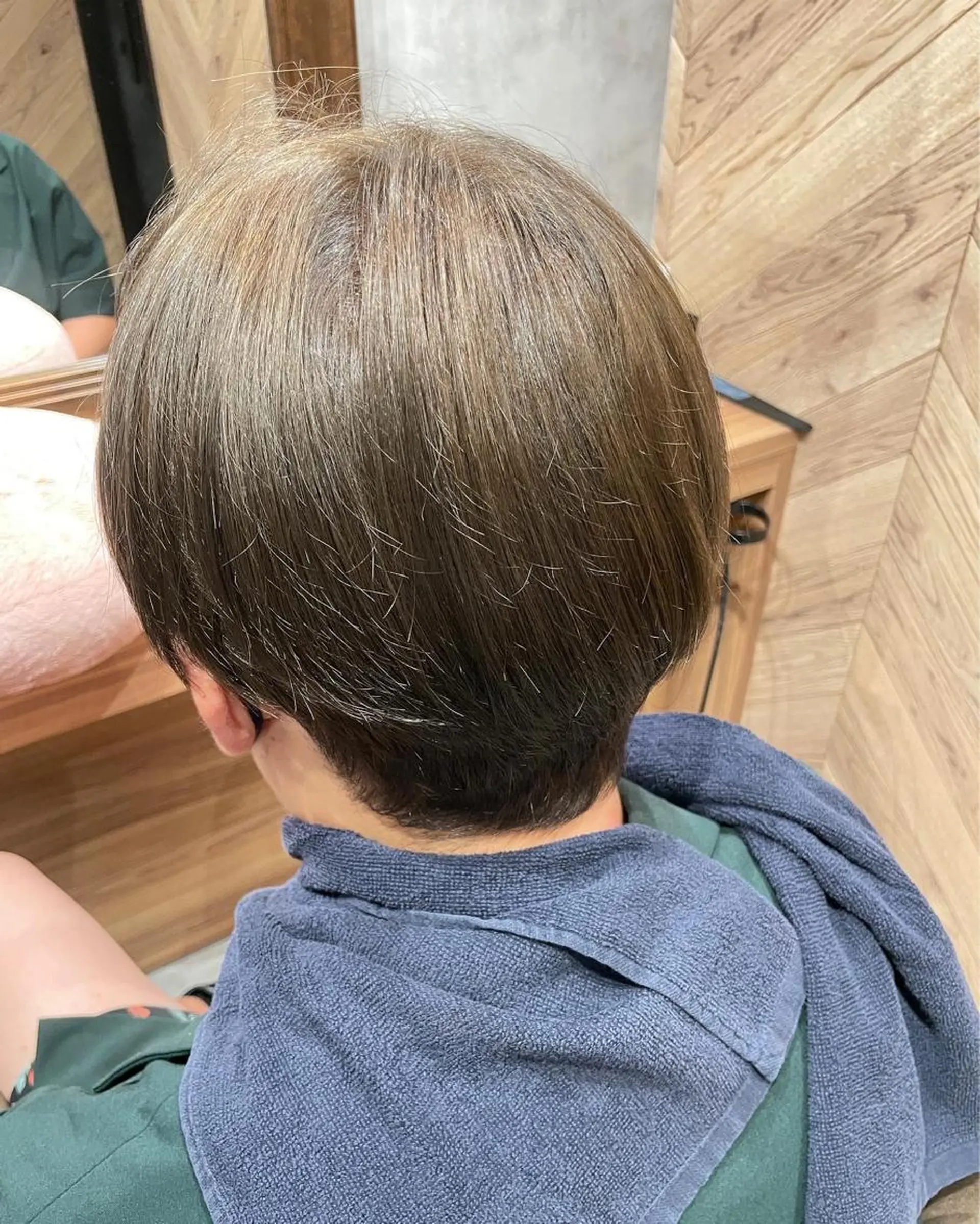 カラー アッシュ ブリーチ CliC武蔵小杉所属・急募🦄🦋 千葉 萌愛のヘアスタイル