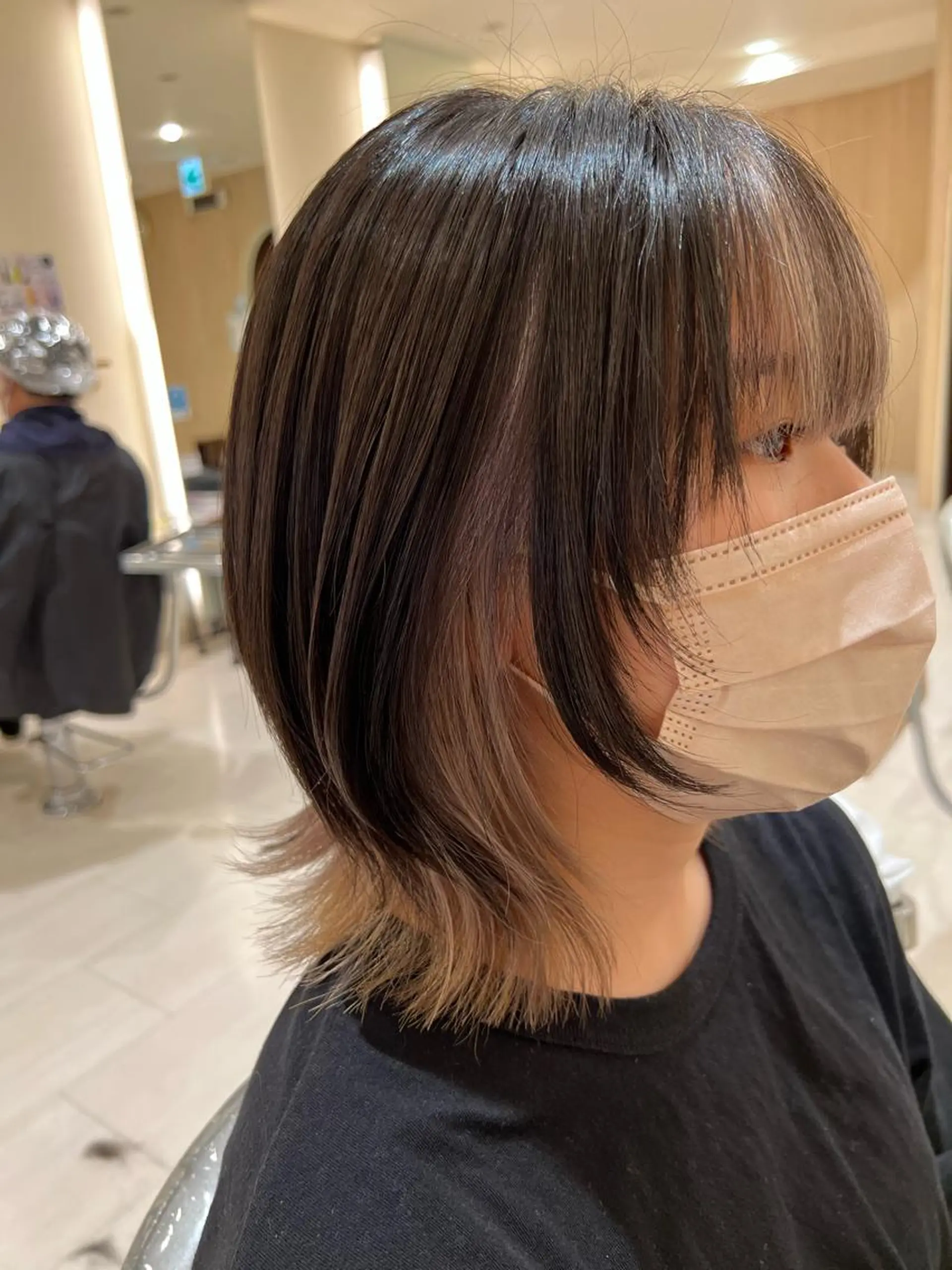 カラー 久永 菫のヘアスタイル