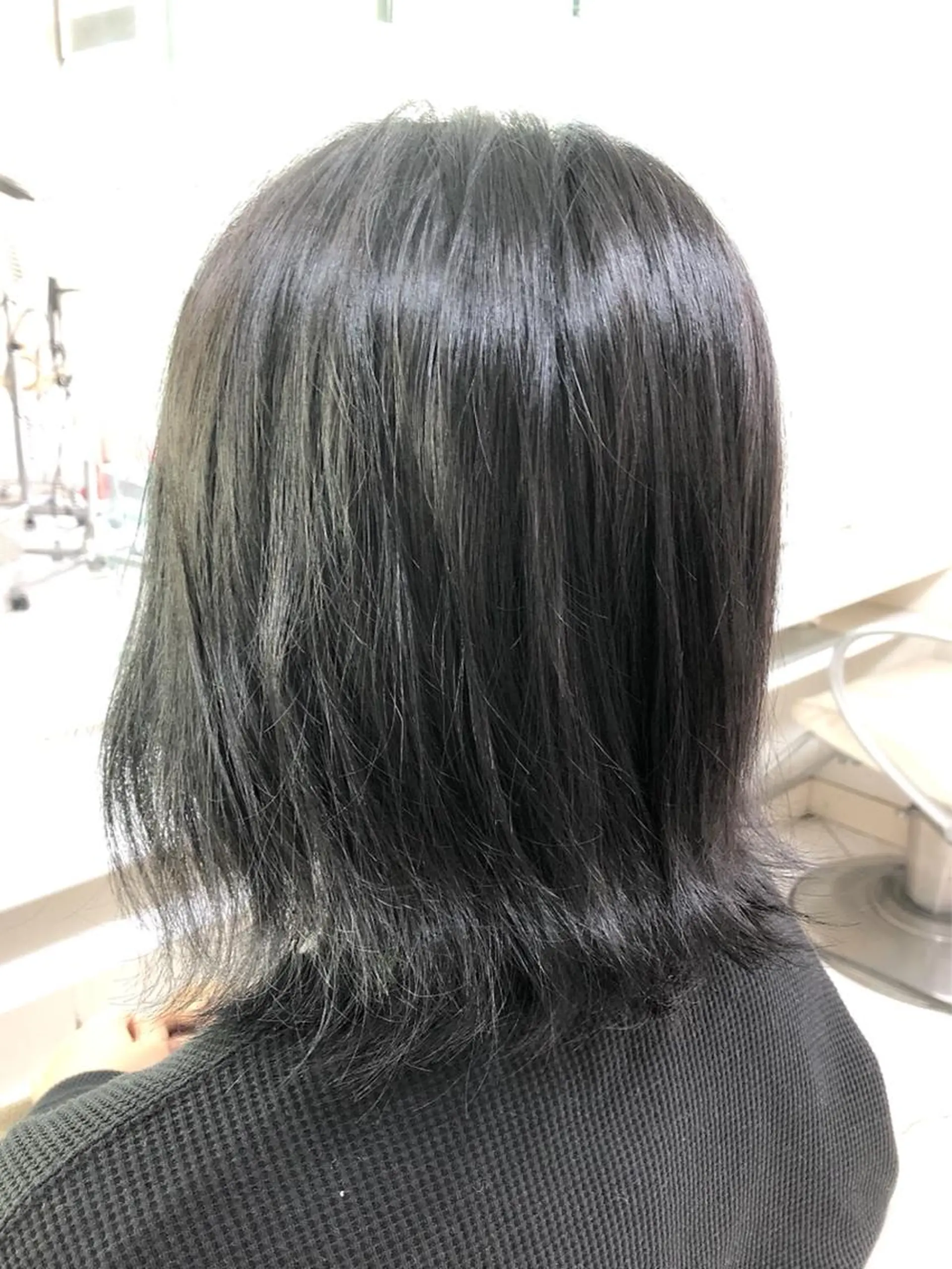 ミディアム カラー カット ヘアカラー トリートメント 保住 亮太のヘアスタイル