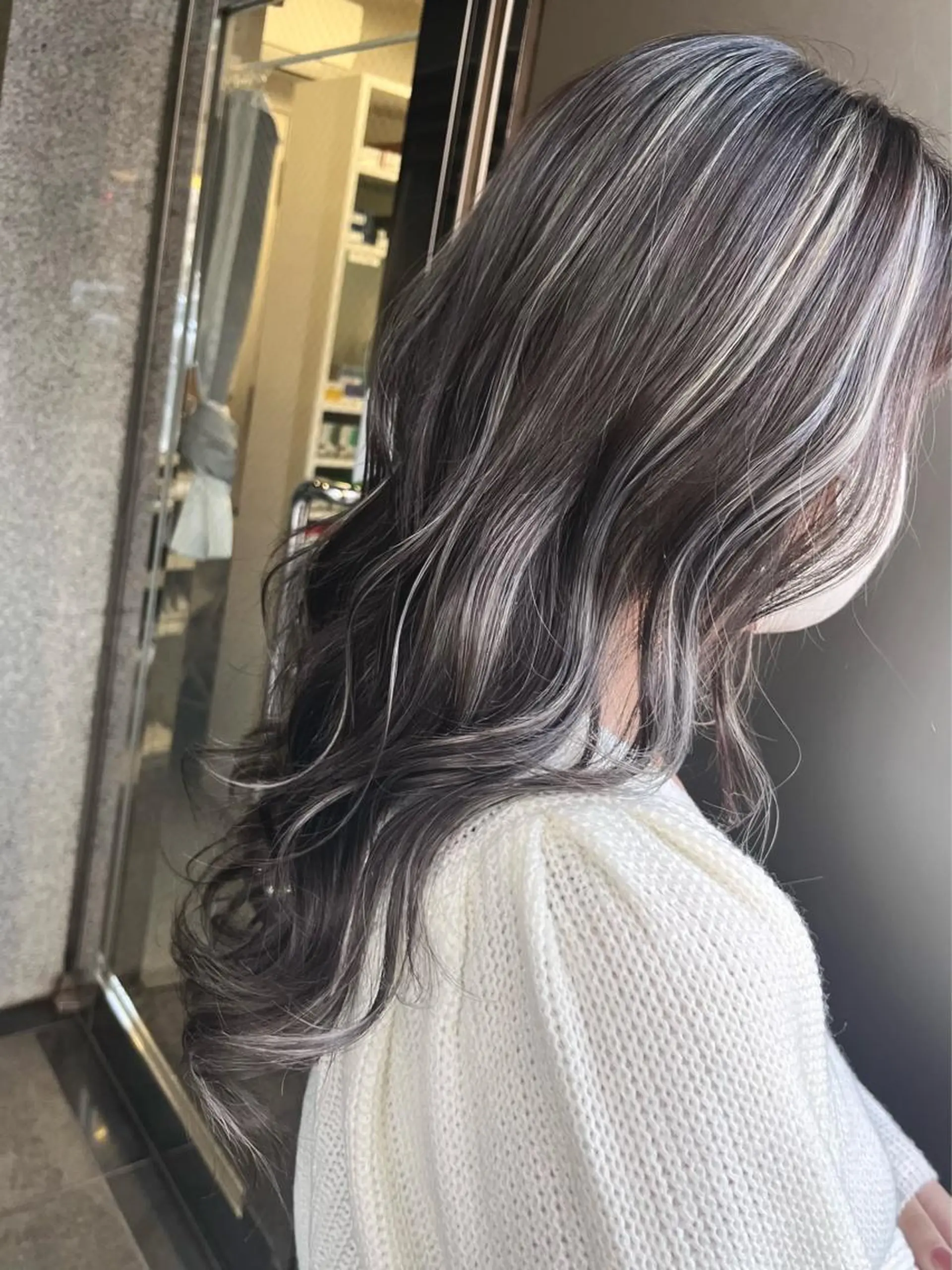 ロング カラー ハイライトカラー ハイライト KANA🎀韓国 🇰🇷ハイライトのヘアスタイル