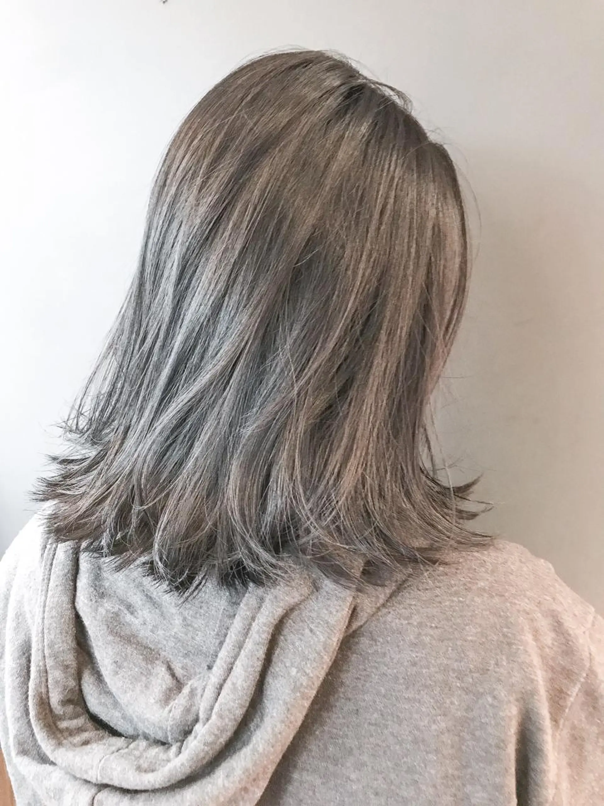 ショート カラー アッシュ ブルーカラー ブルーアッシュ ヘアカラー BOX mico.のヘアスタイル