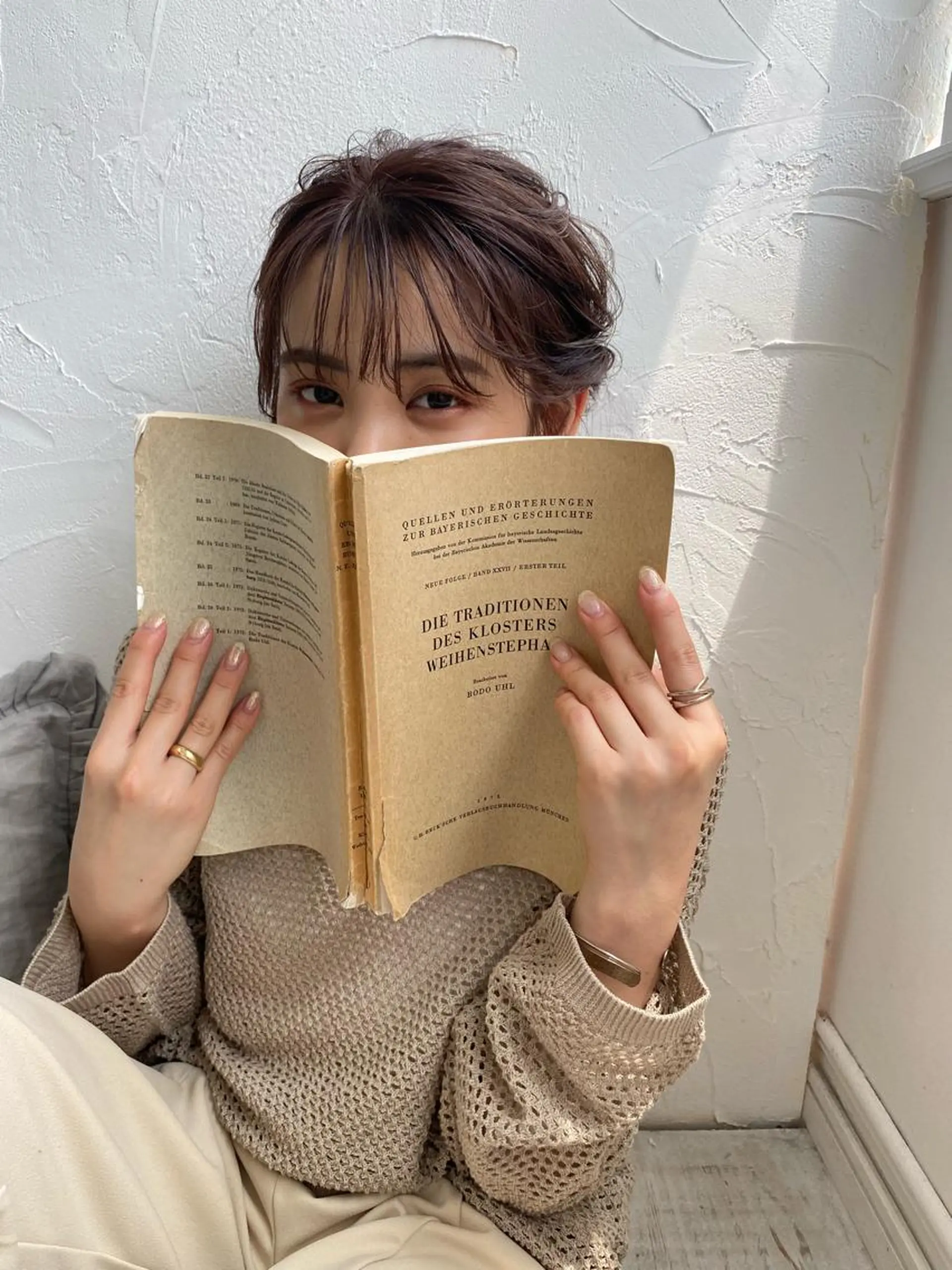 プレイングカラー🤍 細めハイライトのヘアスタイル