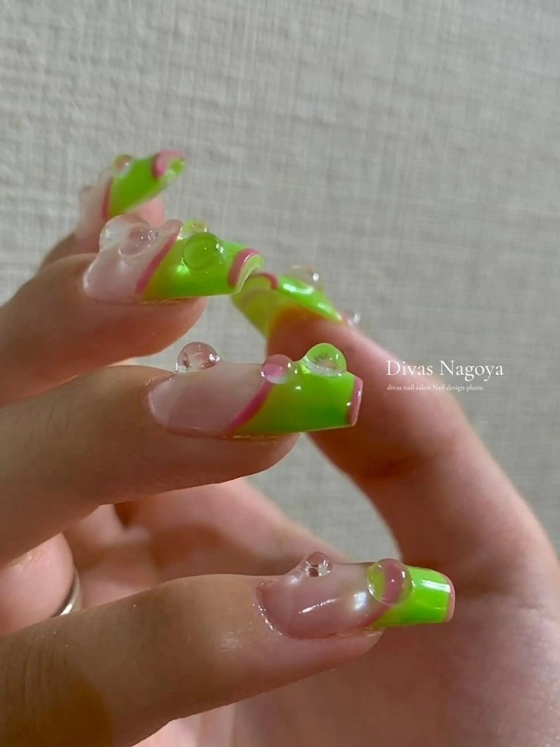 ネイル 長さ出し ジェルネイル 韓国ネイル マグネットネイル 持ち込み 🎀Sakae D.d nail🎀のネイルデザイン