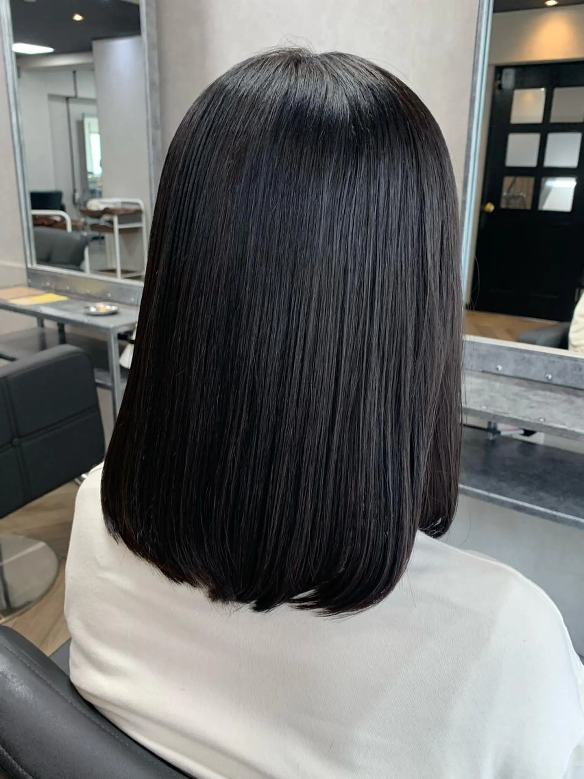 ミディアム ボブ est hair 池袋西口所属・♡派手髪カラー♡ 🅝🅐🅝🅐のヘアスタイル