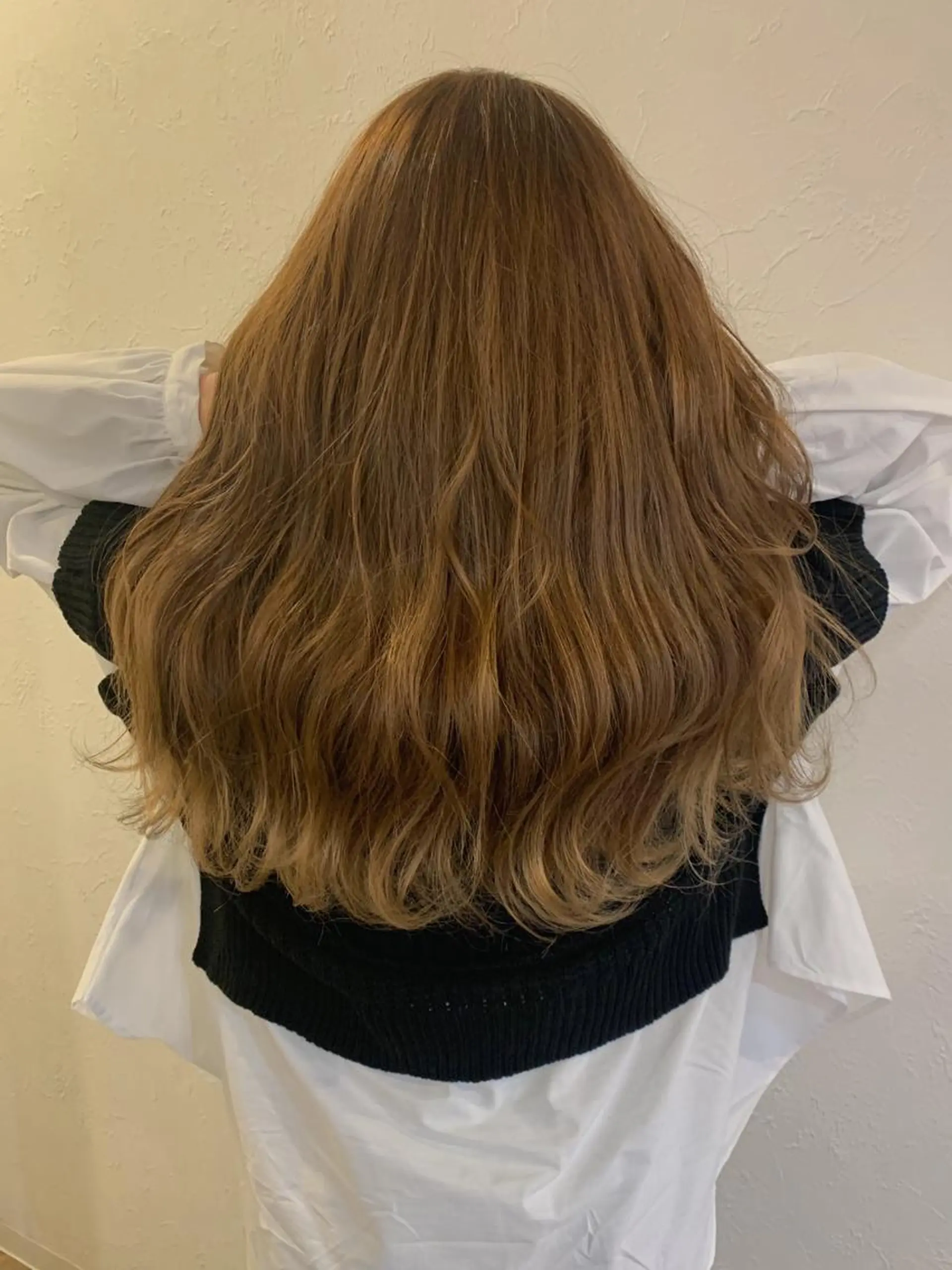 ロング カラー ベージュカラー ミルクティーベージュ ヘアカラー m ā l o.🌷 サカモトマイコのヘアスタイル