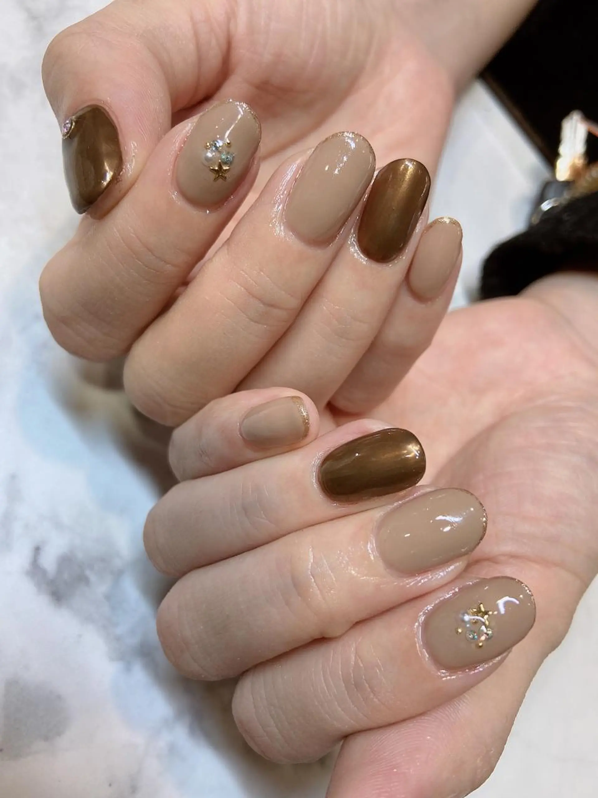 ネイル ミラーネイル G's  nail所属・横浜本郷台駅 《G's nail》のネイルデザイン