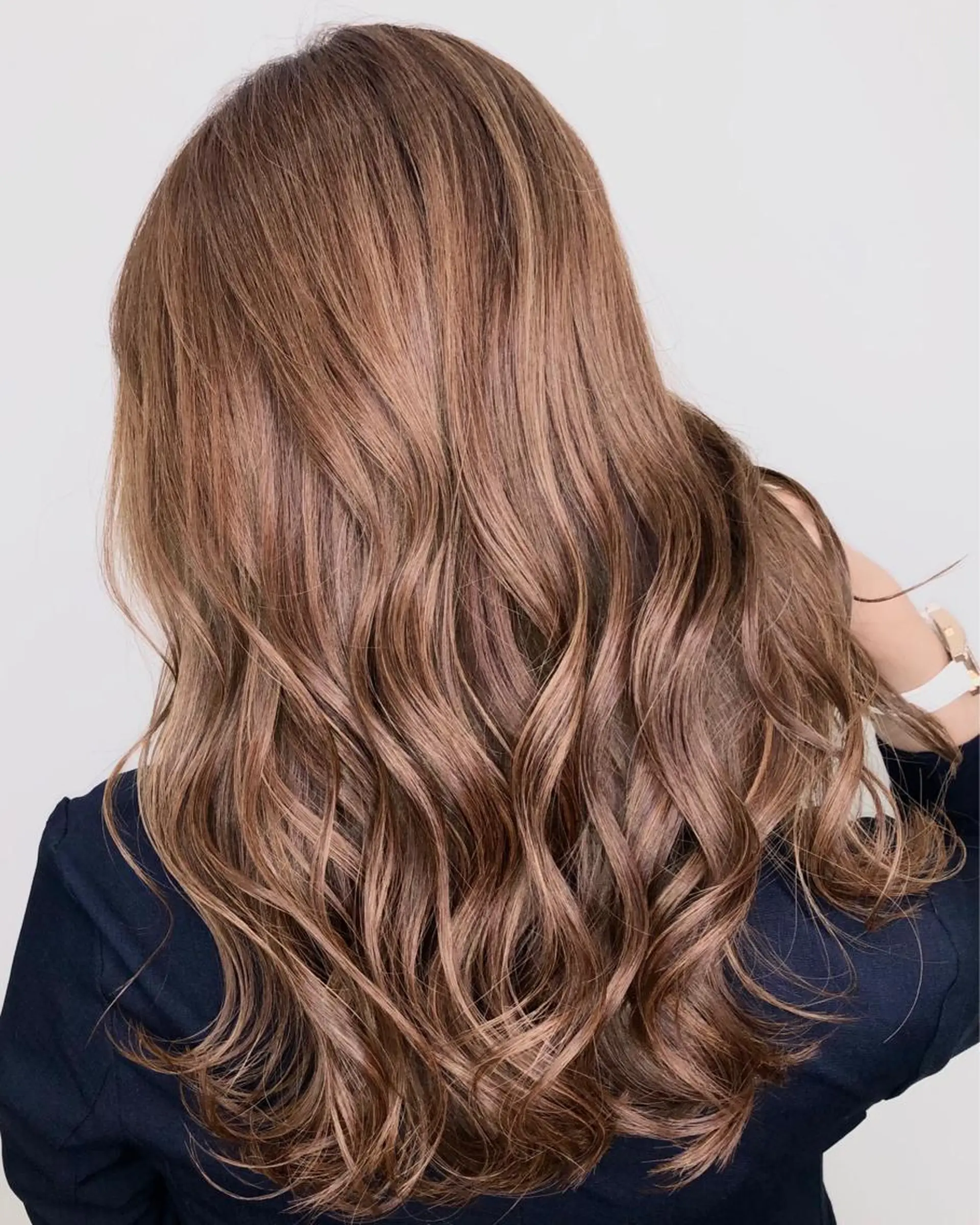 セミロング カラー ハイライトカラー ハイライト gotoday所属・上品カラー HIDEのヘアスタイル