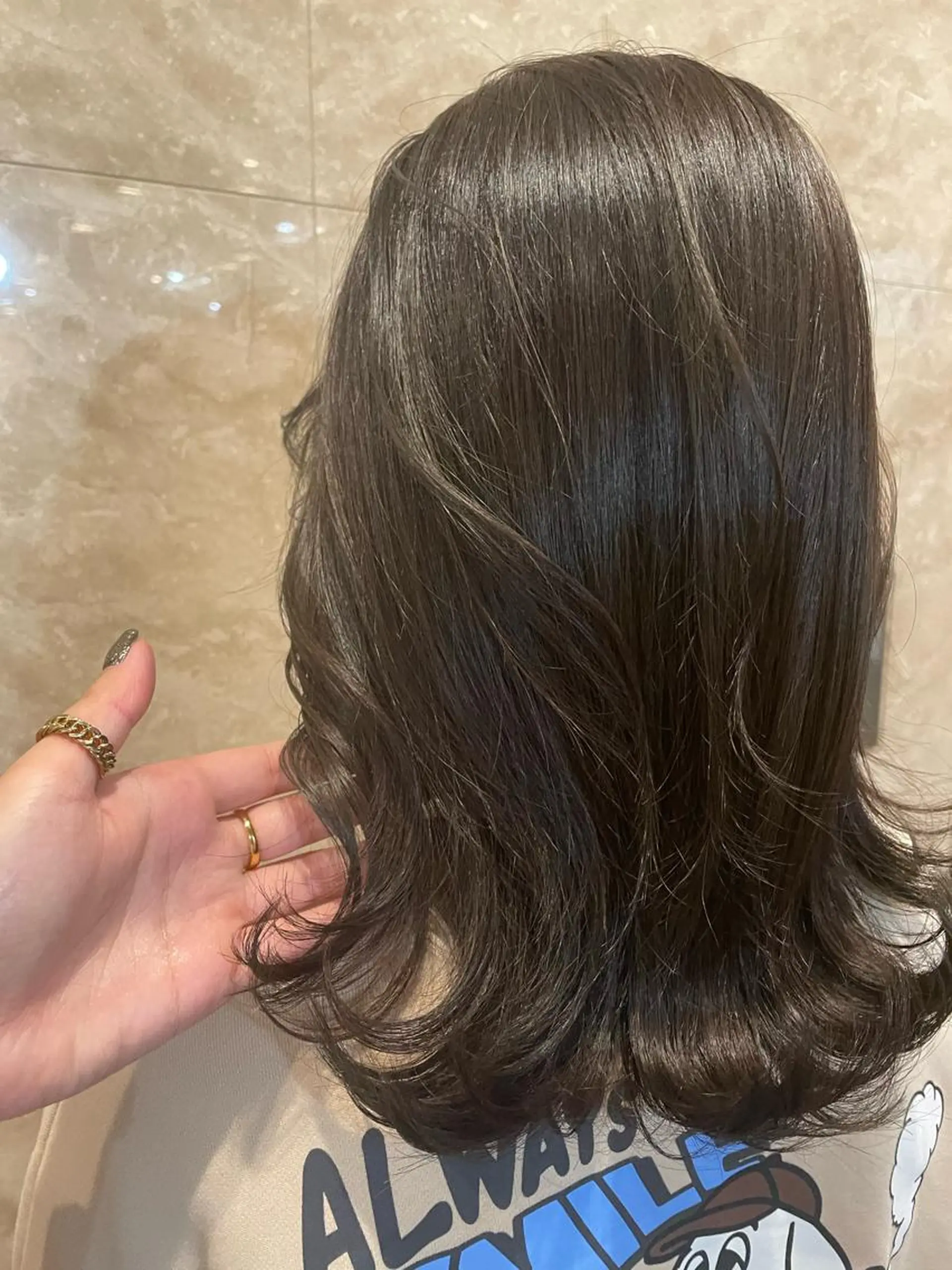 ミディアム カラー カット ヘアカラー 🍓 JURiA 🍓のヘアスタイル