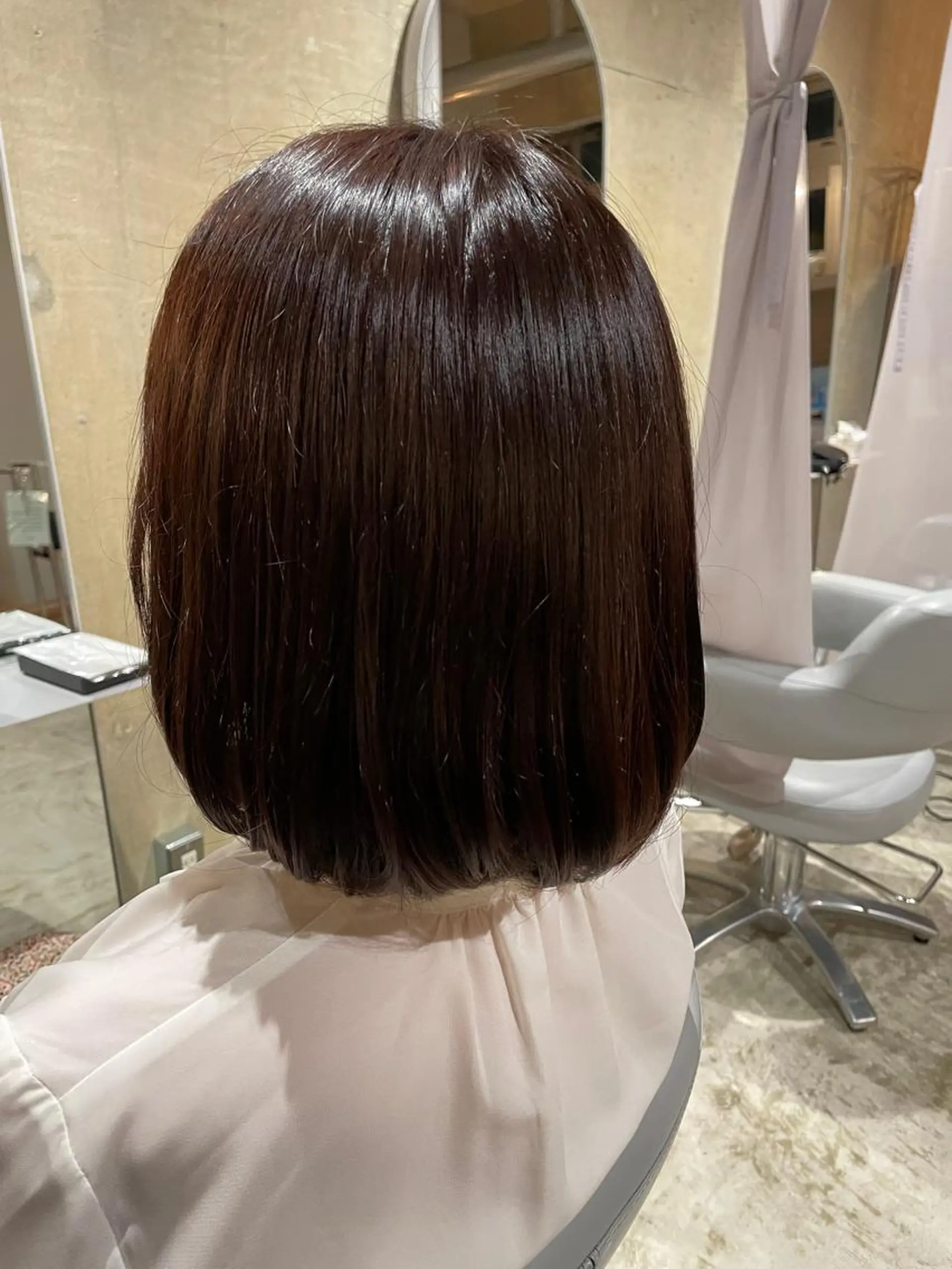 ショート カラー ブラウンカラー 韓国ボブ👩🇰🇷 小野絢未のヘアスタイル