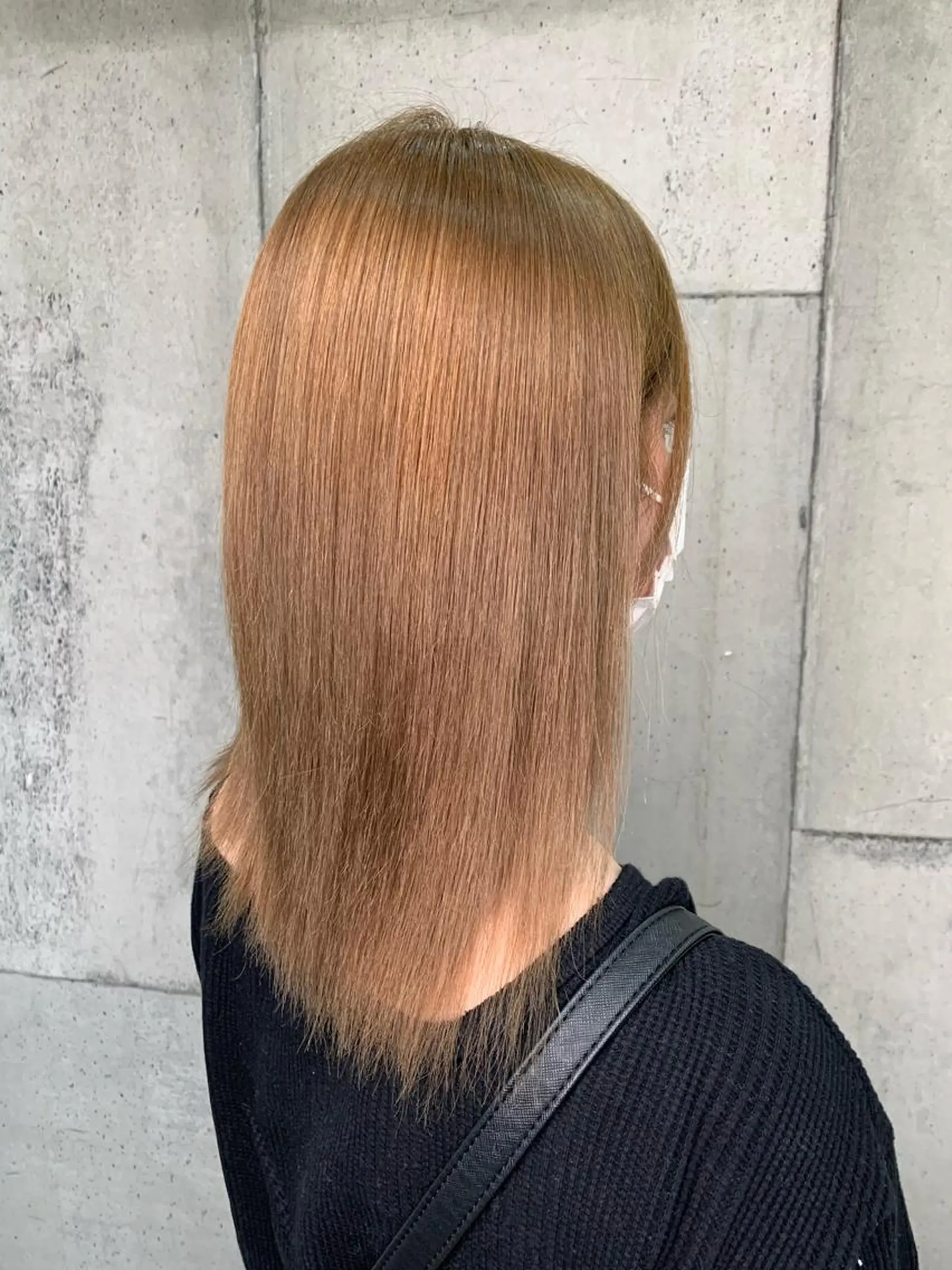 ミディアム 大内 志穂のヘアスタイル