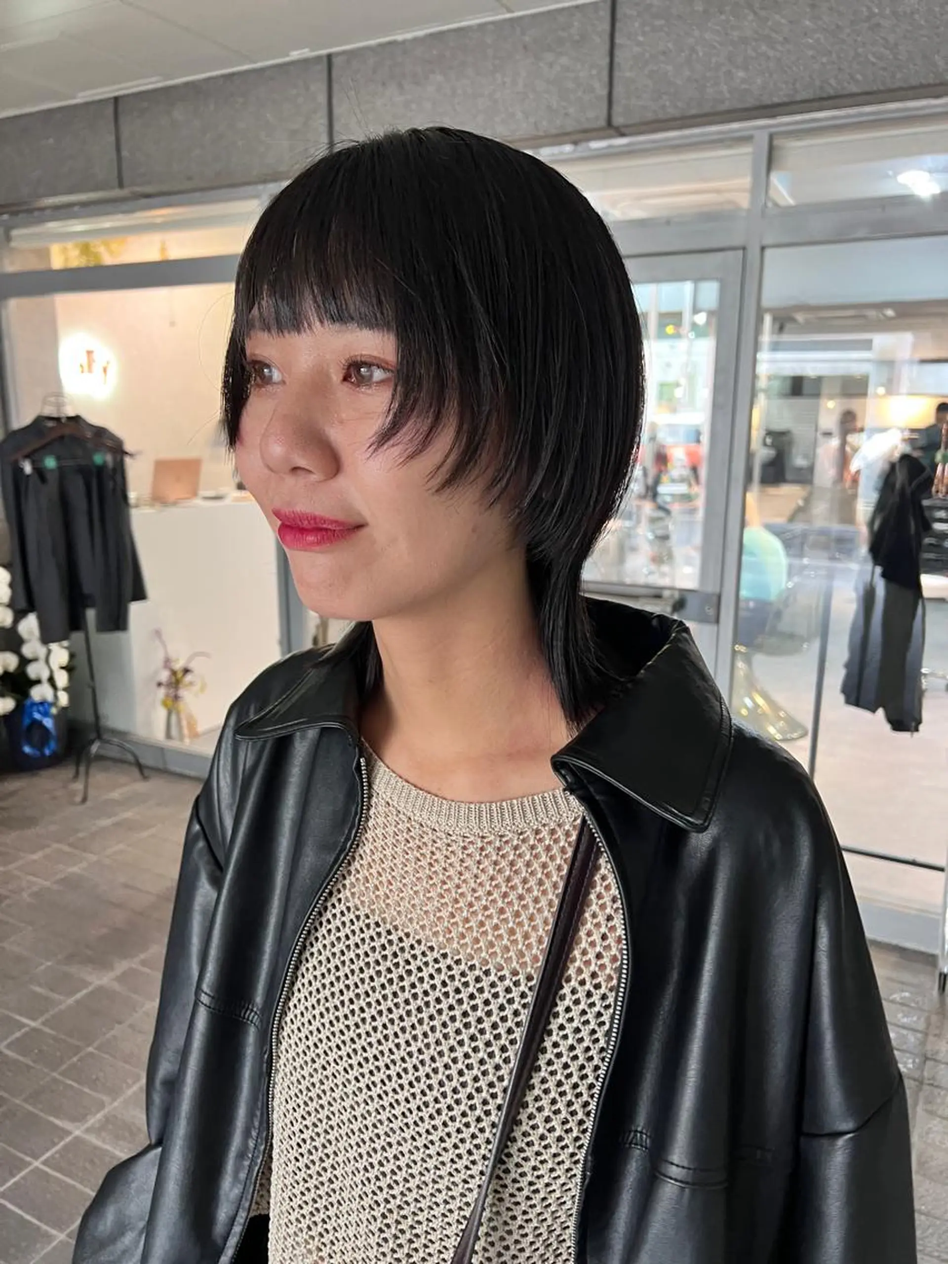ミディアム カット ally hairsalon所属・Emi .のヘアスタイル