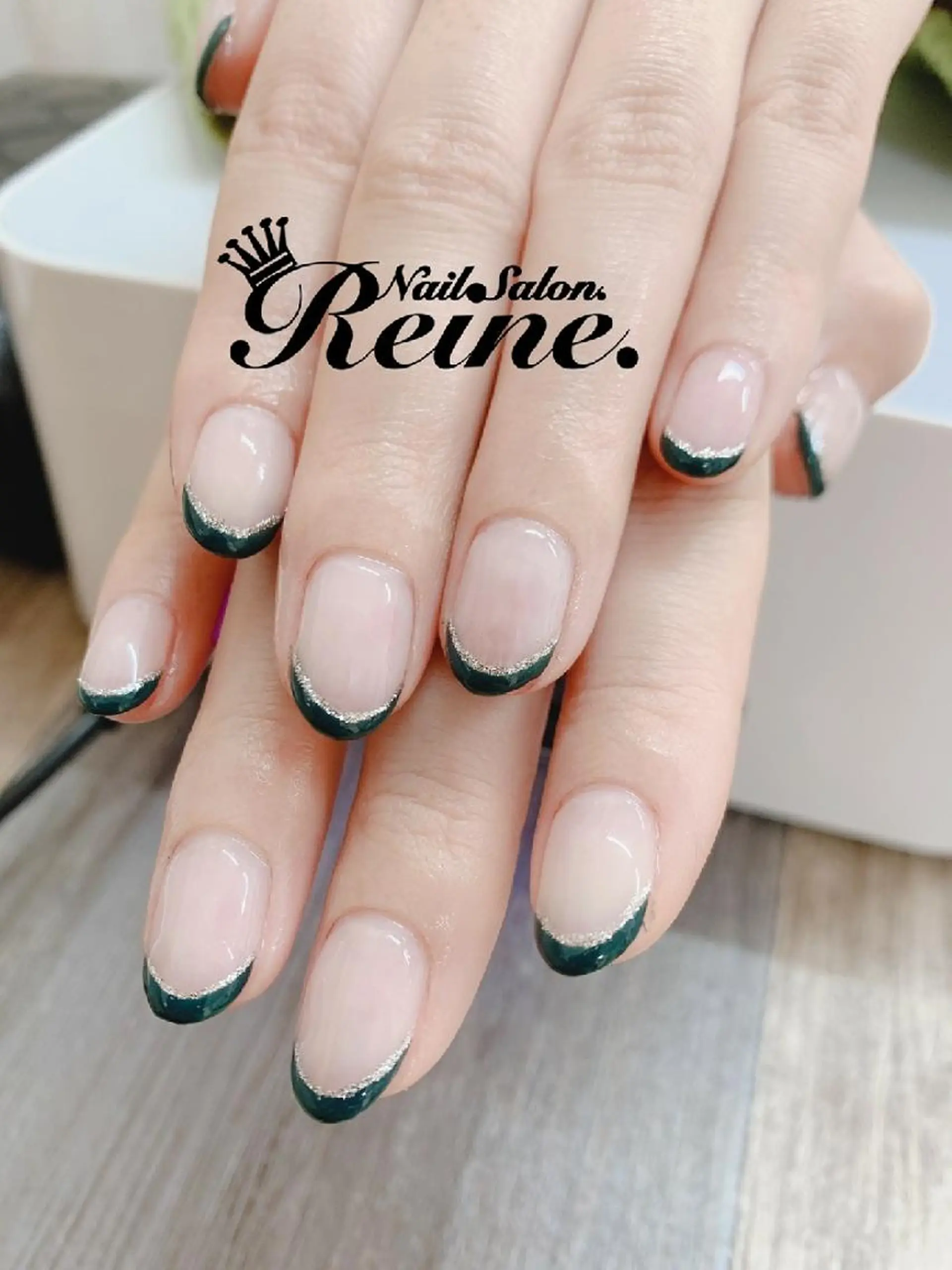 ネイル フレンチネイル グリーン Nailsalon Reine所属・玉栄 伶奈のネイルデザイン