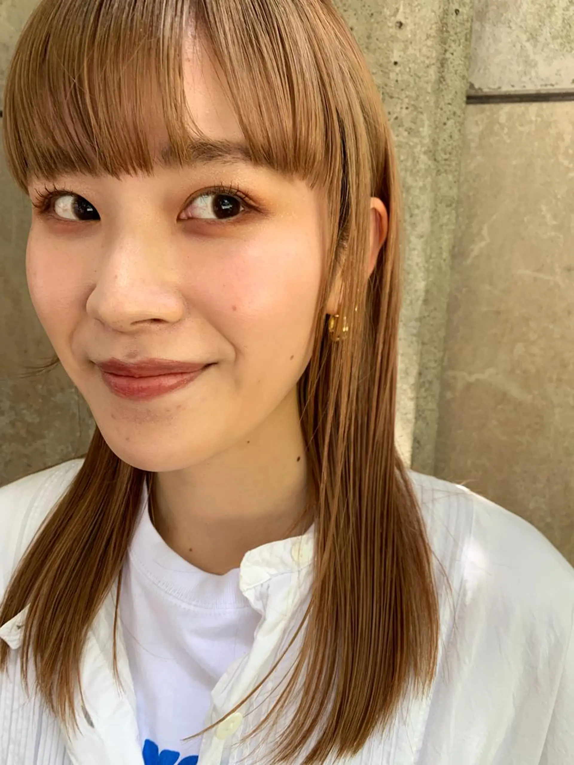 セミロング トリートメント カット トリートメント ブリーチなしWカラー /地毛風/小林凪沙のヘアスタイル