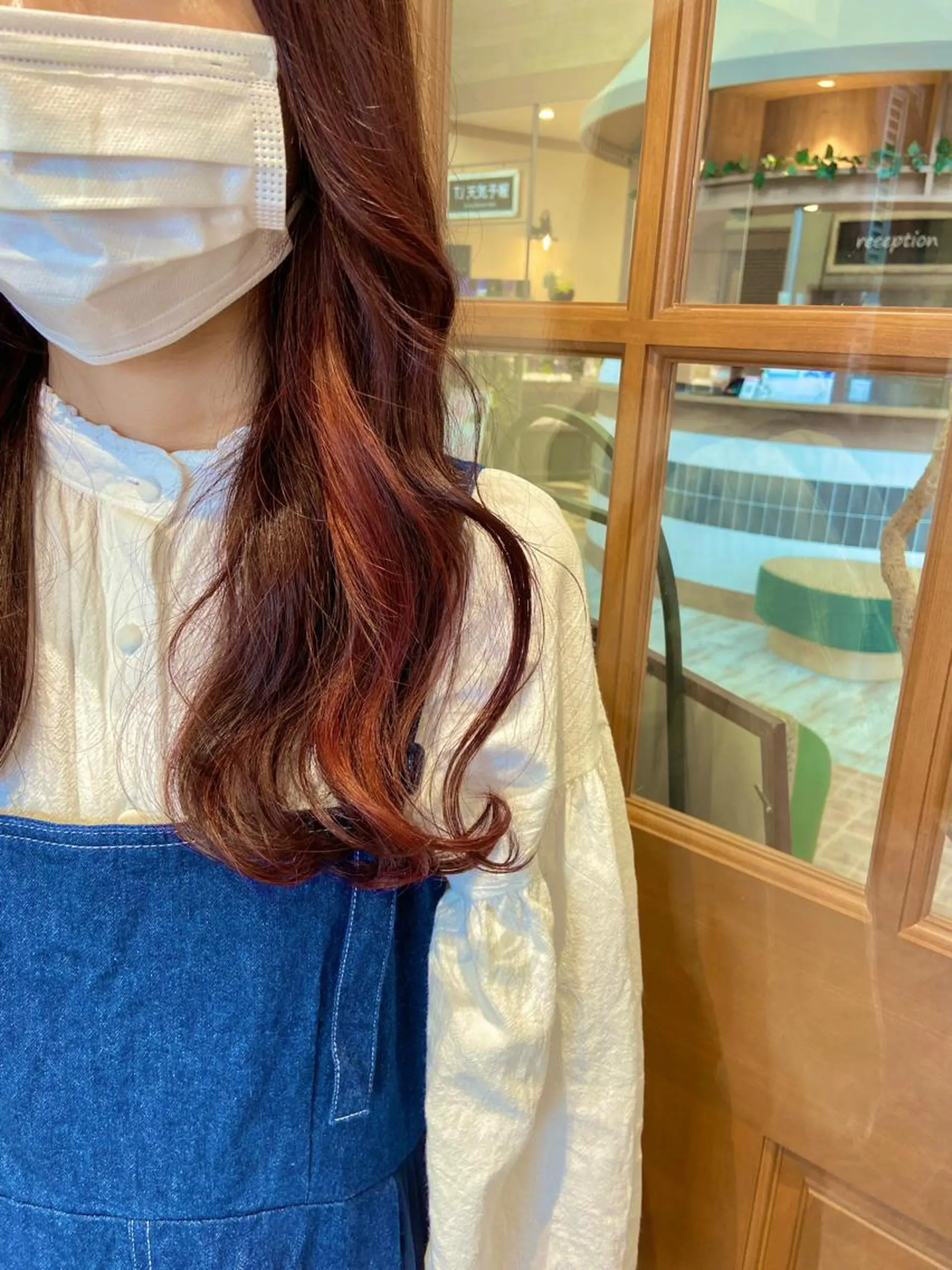 カラー ブリーチ ブリーチなしカラー 津田 七美希のヘアスタイル