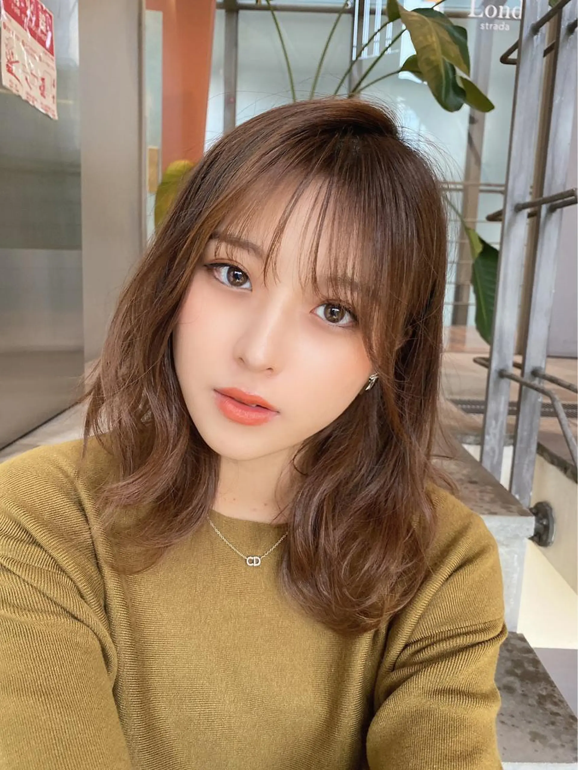 セミロング Lond luce心斎橋【ロンドルーチェ】所属・🌟髪質改善 店長　鈴木佑弥🌟のヘアスタイル