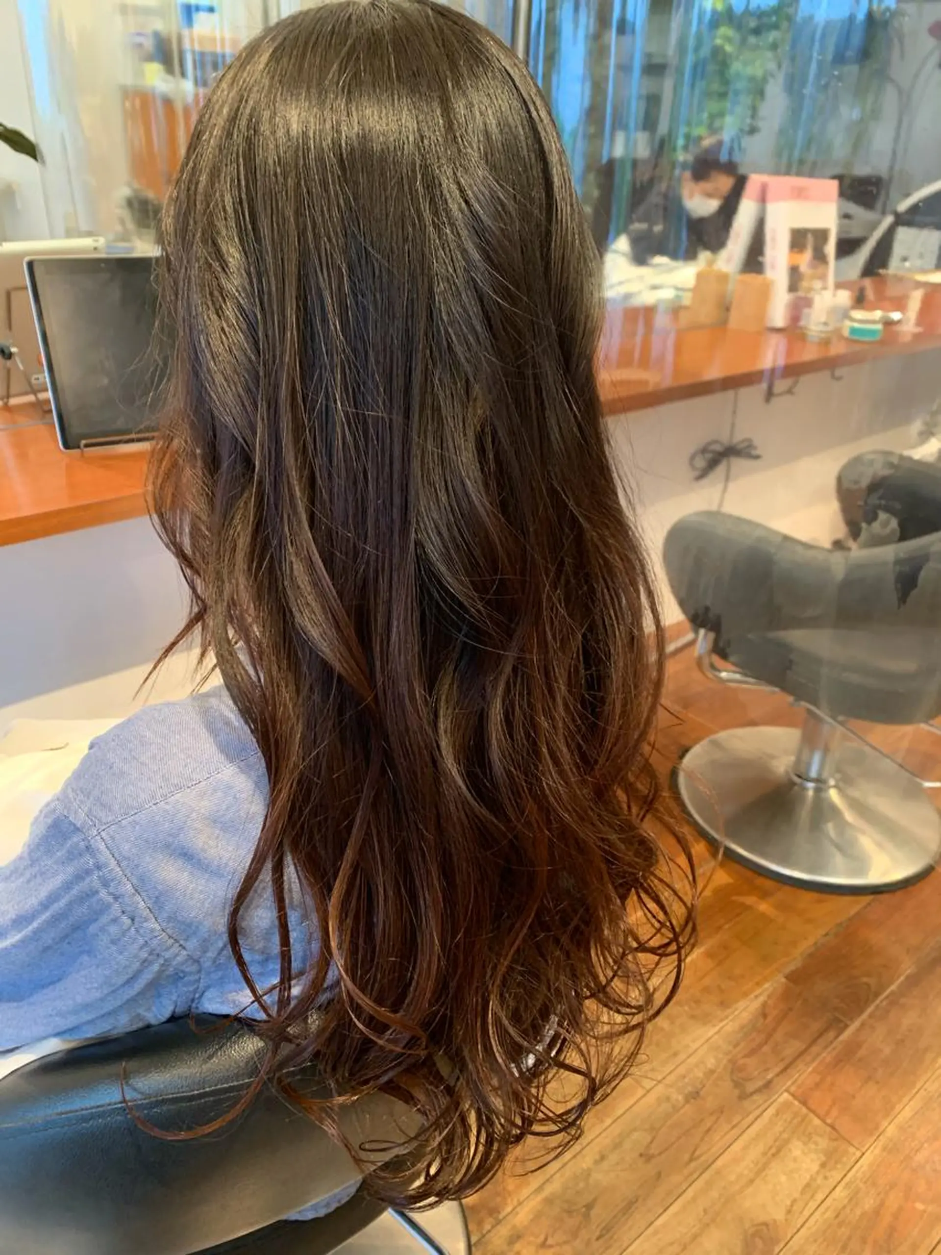 ロング カラー DOG MANIA PiNCH所属・エイジング縮毛矯正 犬同伴可マルイチのヘアスタイル