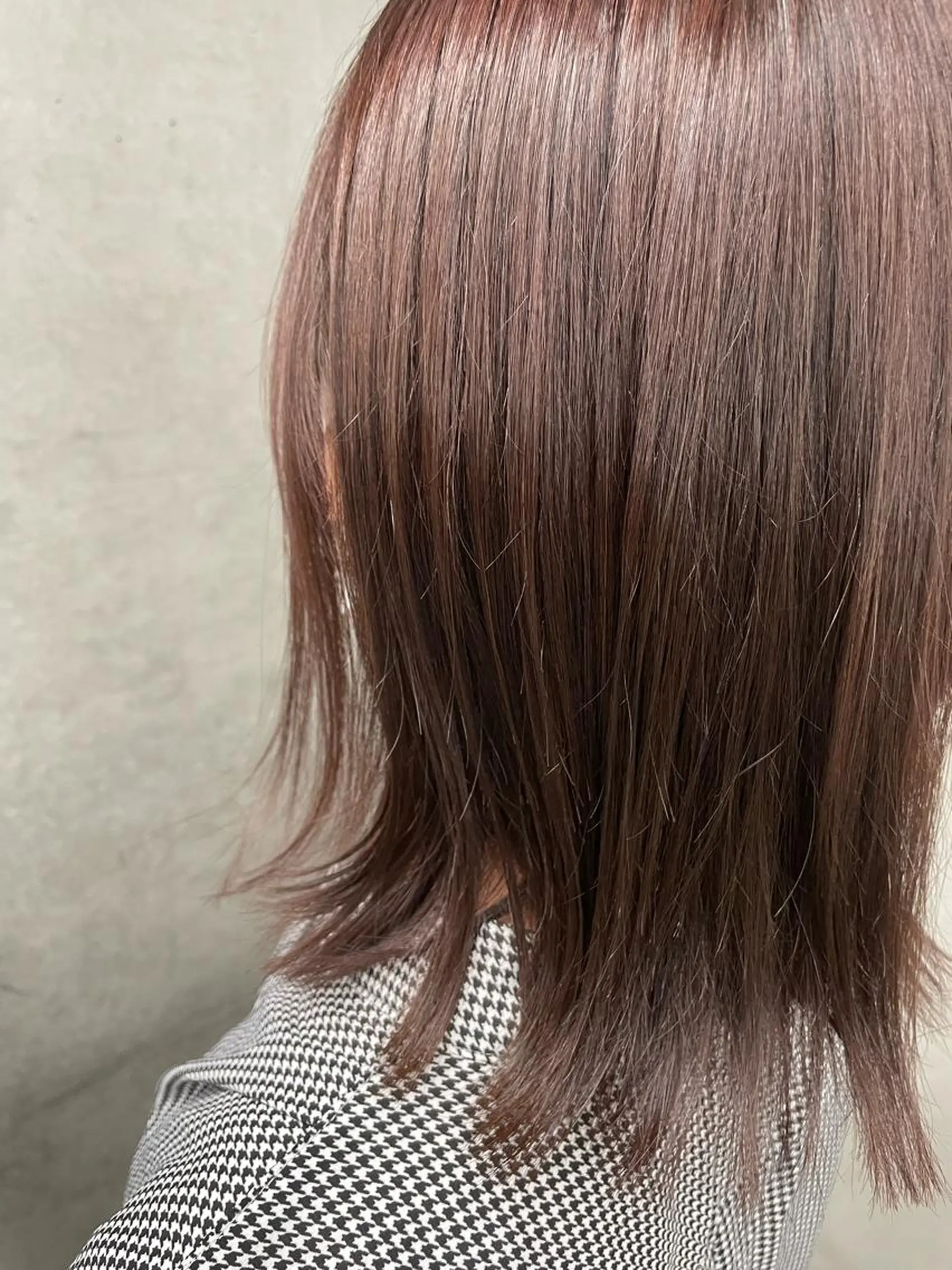 ショート アッシュ ボブ くびれヘア ハイライト レイヤーカット 透明感／髪質改善 遠藤良祈のヘアスタイル