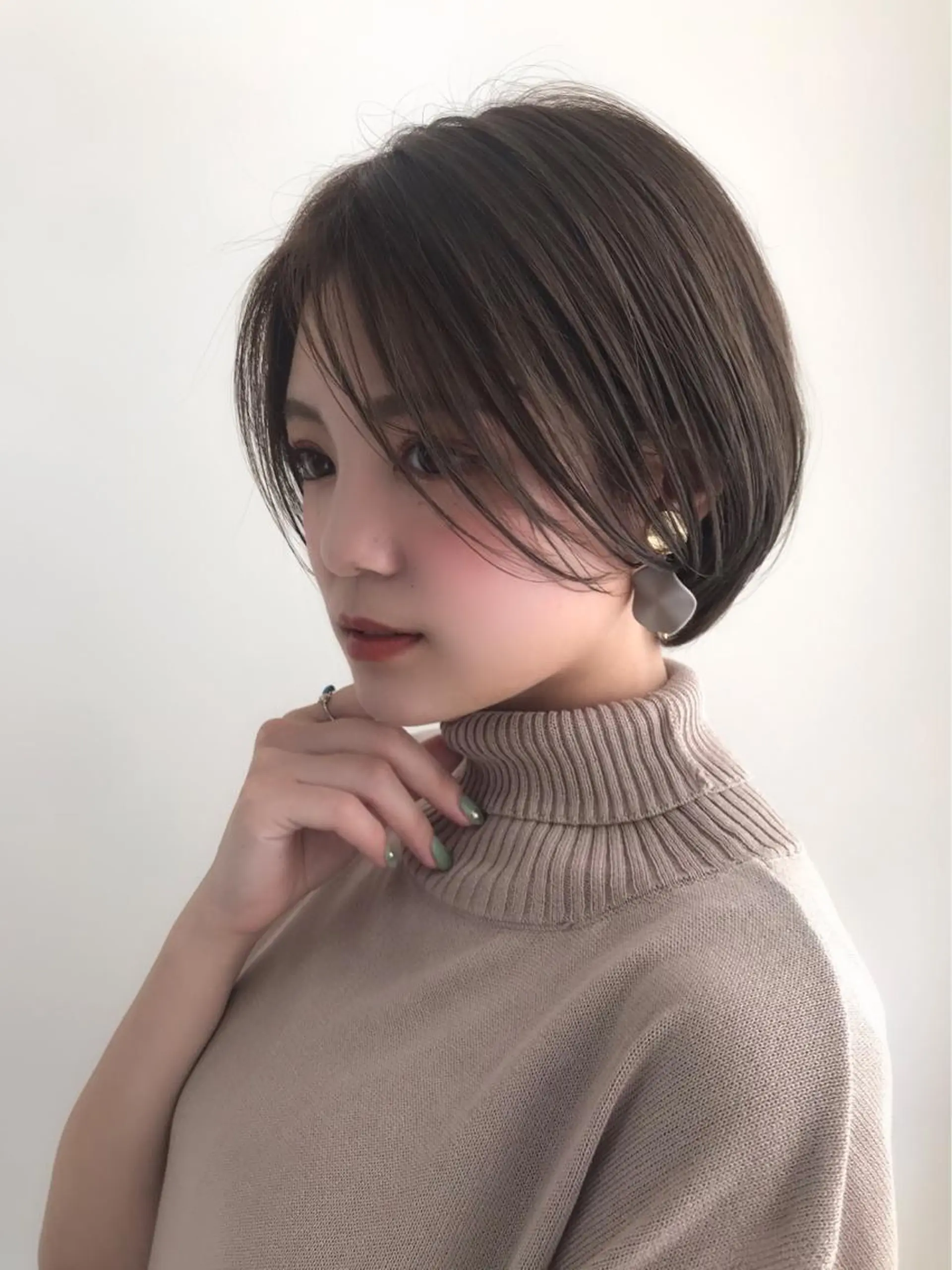 ショート カット ヘアカラー トリートメント イメチェンカット✂️ 錦糸町佐藤店長のヘアスタイル