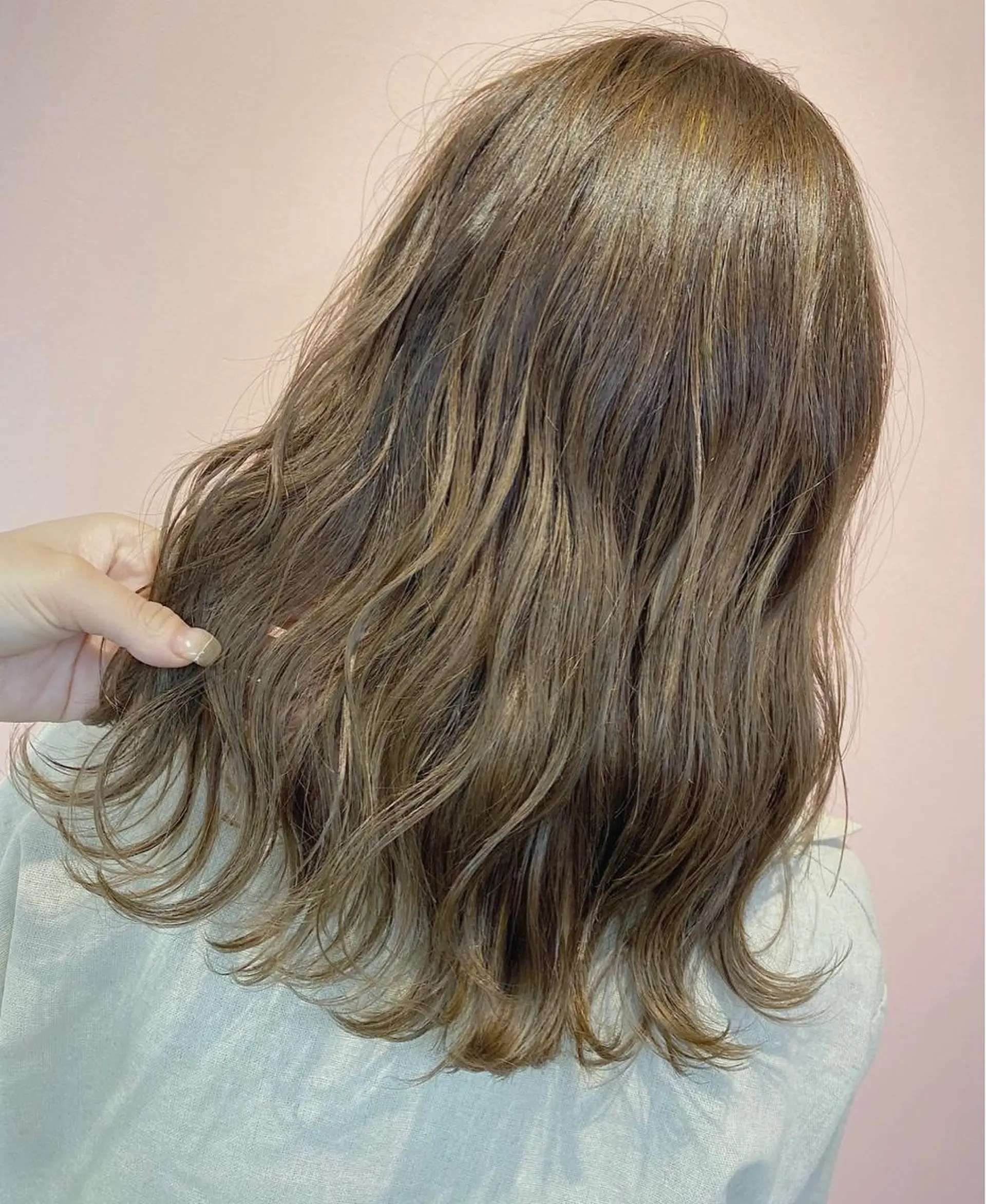 セミロング カラー カット ヘアカラー トリートメント JILL ユキのヘアスタイル