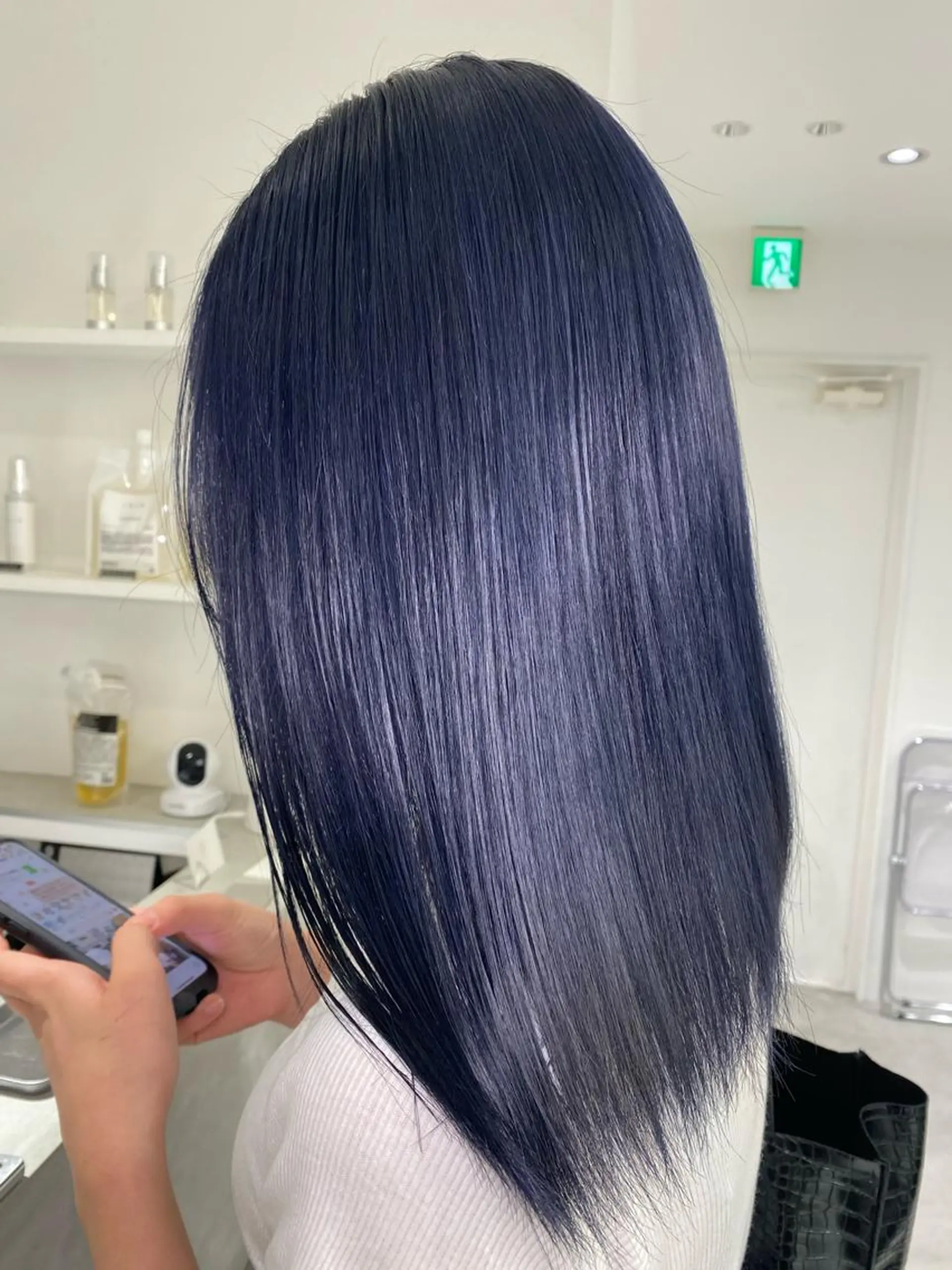 カラー ブリーチ ブルーカラー ブルーパープル ヘアカラー ブリーチ/髪質改善 公文愛結のヘアスタイル