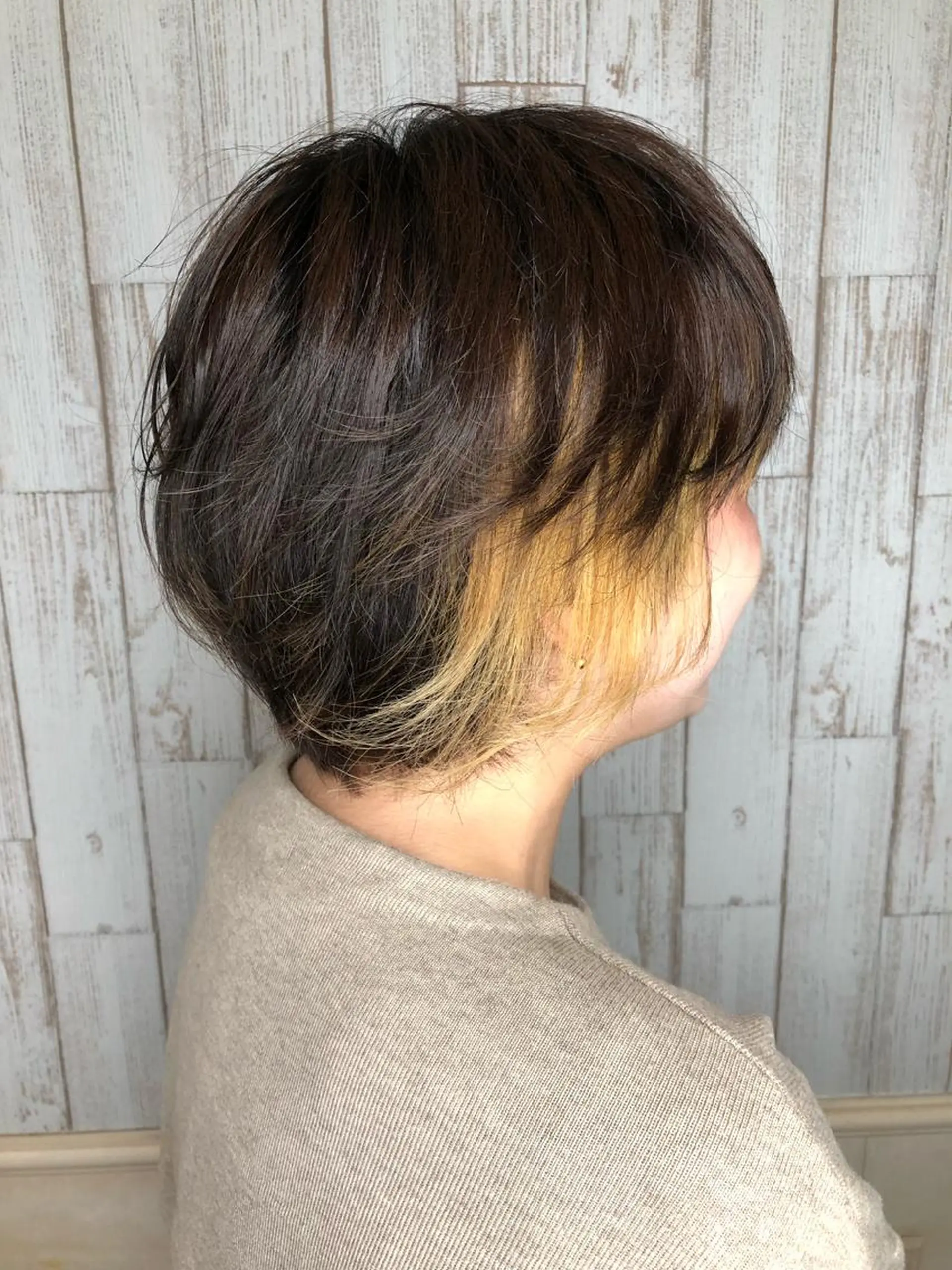 ショート カラー デザインカラー🎨 下北沢 / 磯部のヘアスタイル