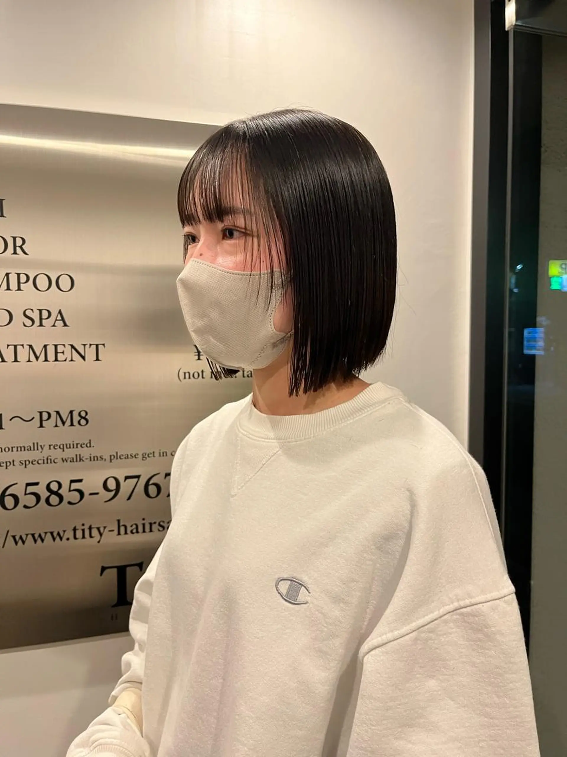 ショート ボブ hen所属・心斎橋/レイヤー/ ブリーチ/モエのヘアスタイル