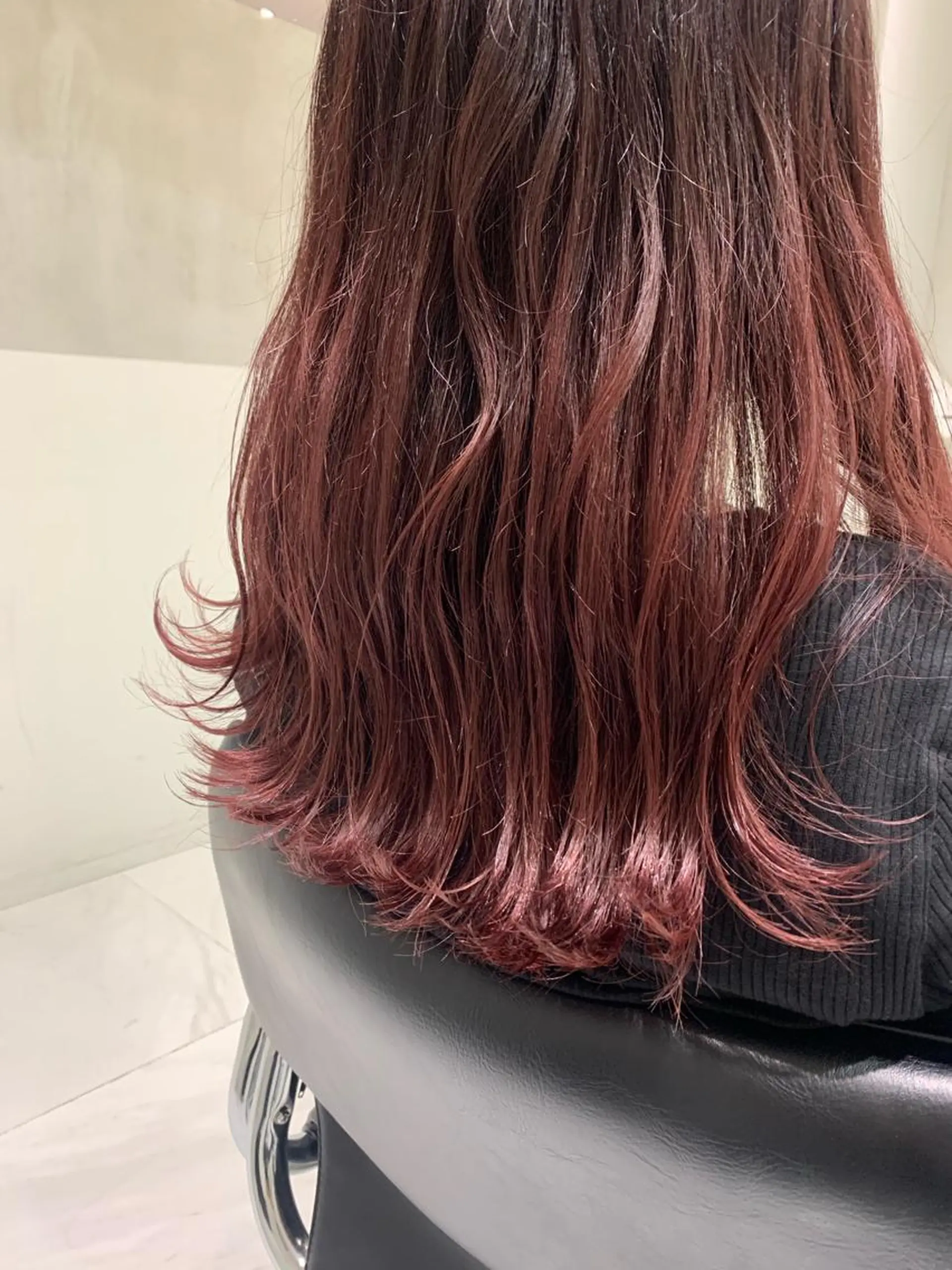 ロング カラー 艶感/ナチュラル 🩵amiのヘアスタイル