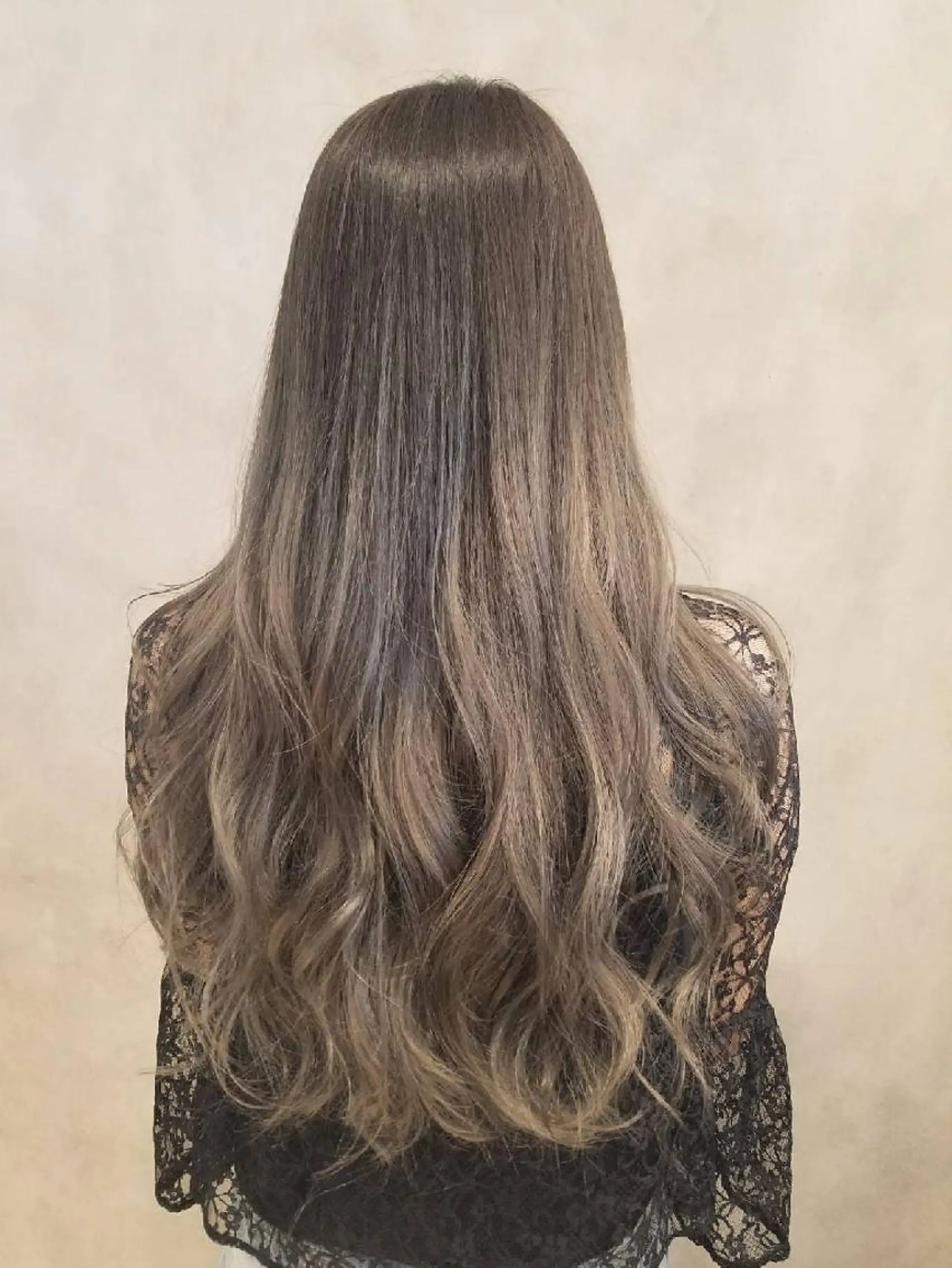 ロング カット ヘアカラー トリートメント カヤノ ミサキ𓇼𓆉 のヘアスタイル