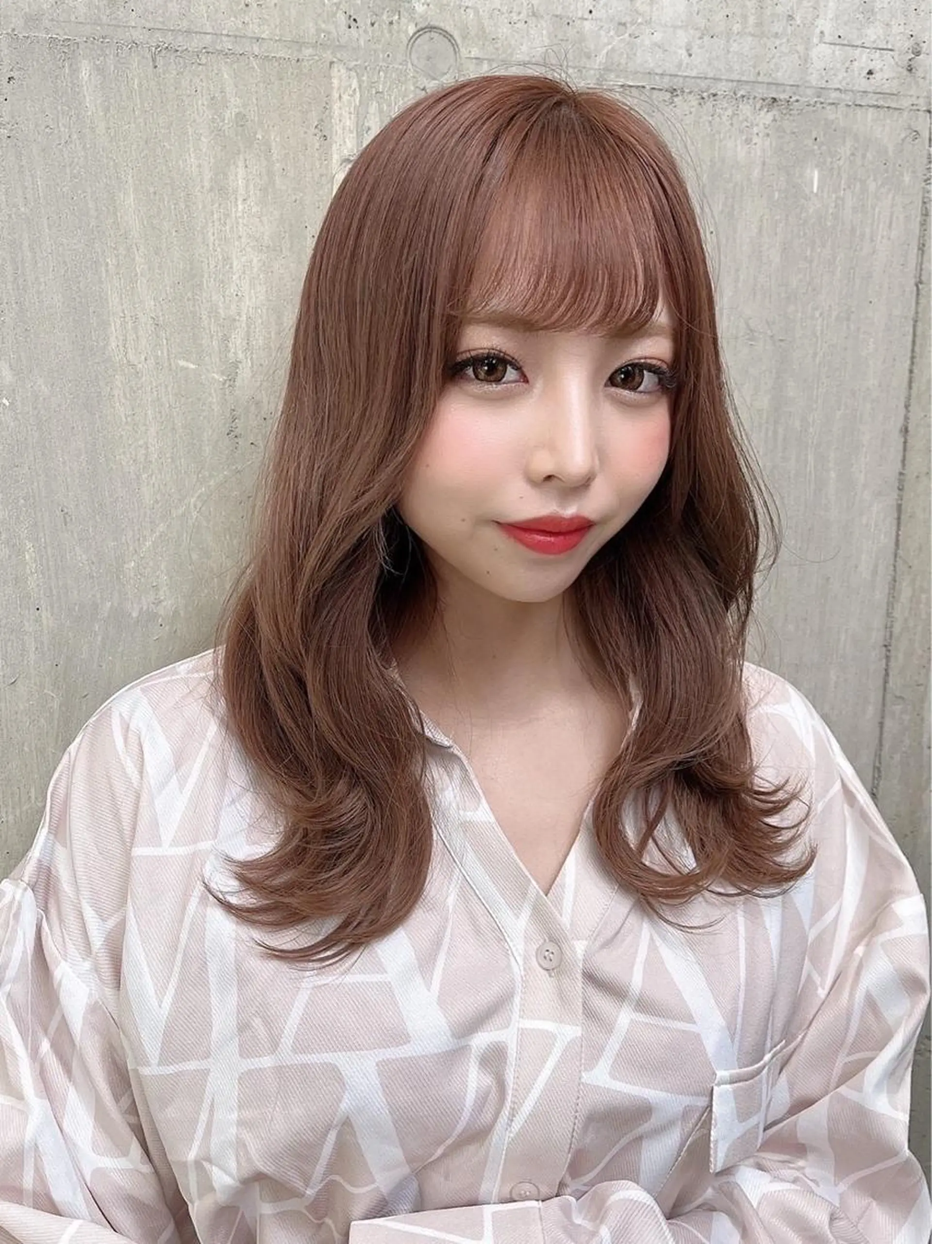 ミディアム カット ヘアカラー トリートメント 代表山口ひな 髪質改善のプロのヘアスタイル