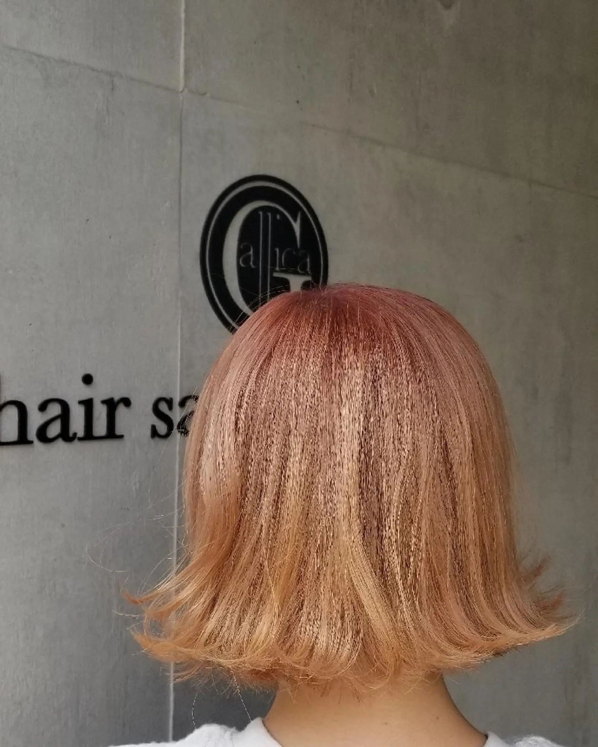 ミディアム カラー ボブ 外ハネヘア 🔴赤み消し/ 艶カラー落合　優🔴のヘアスタイル
