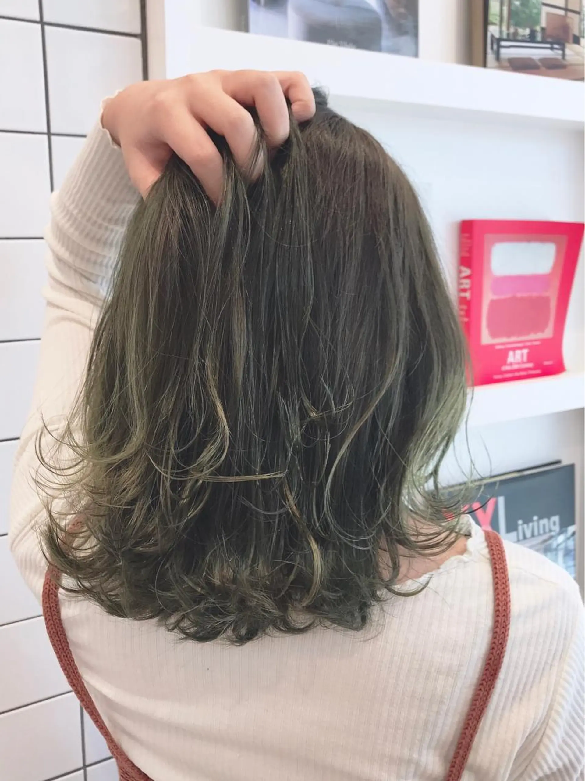 ミディアム カラー ベージュカラー 髙橋 かすみのヘアスタイル