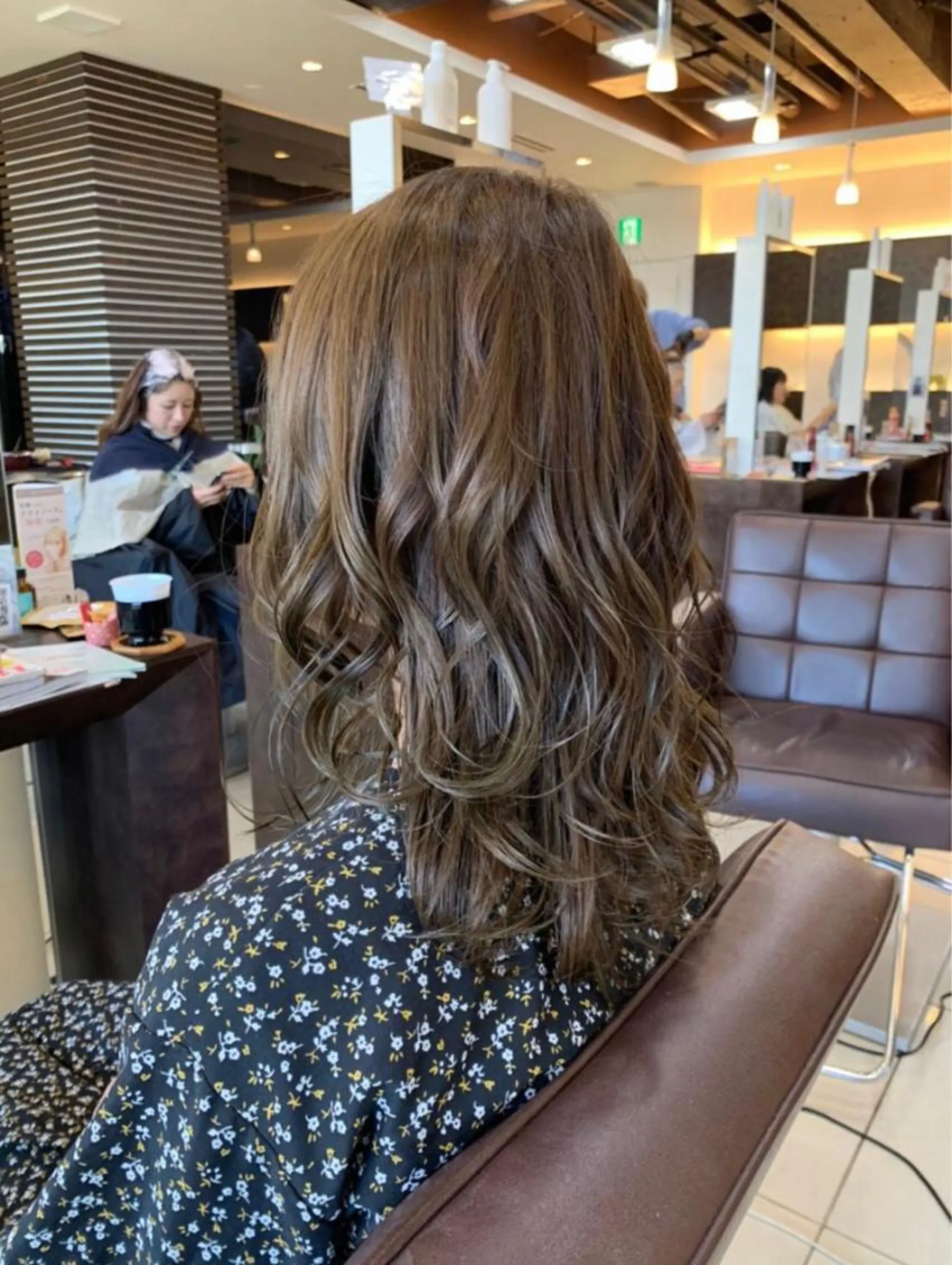 ロング 静岡/草薙パーマ メンズバレイヤージュのヘアスタイル