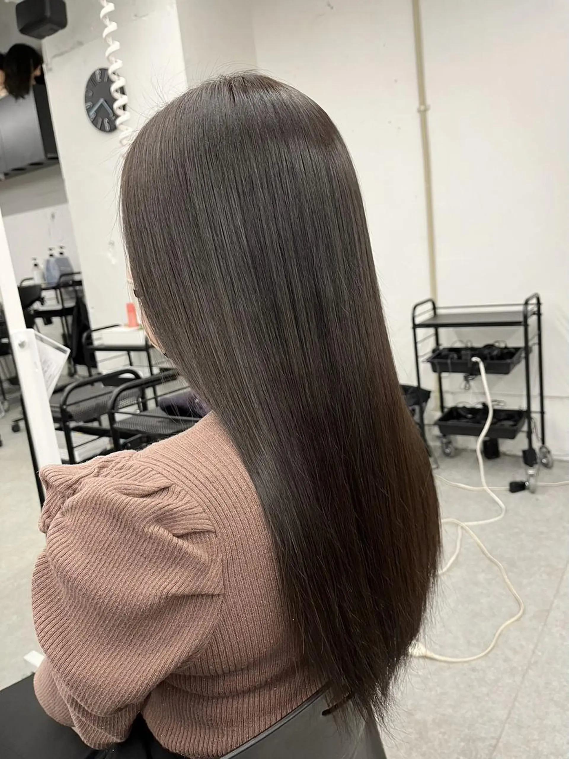 カラー 赤み消しベージュ🌿 トレンド美髪🌿福岡のヘアスタイル
