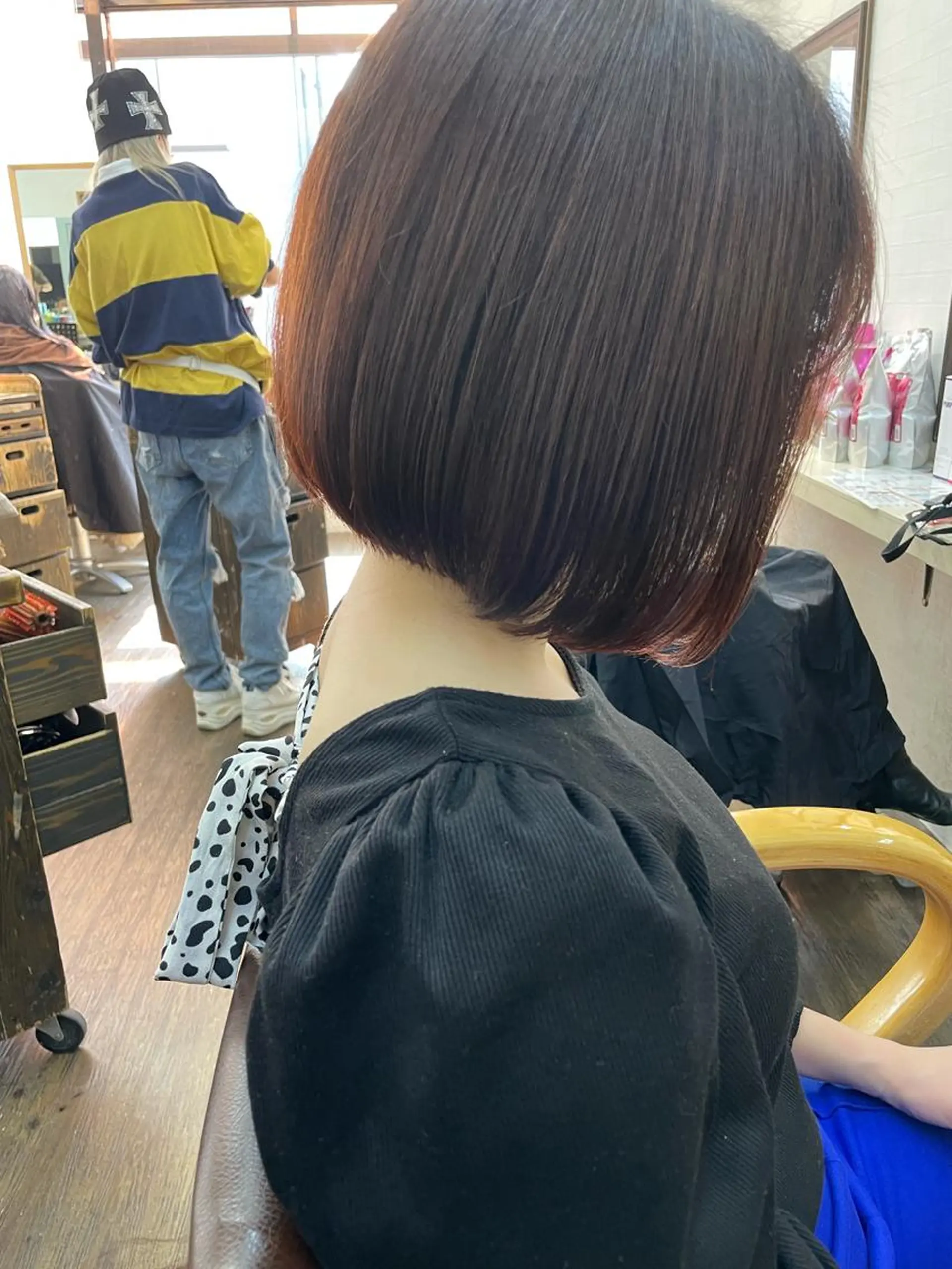 ショート ヒカ/外国人風 デザインカラーのヘアスタイル