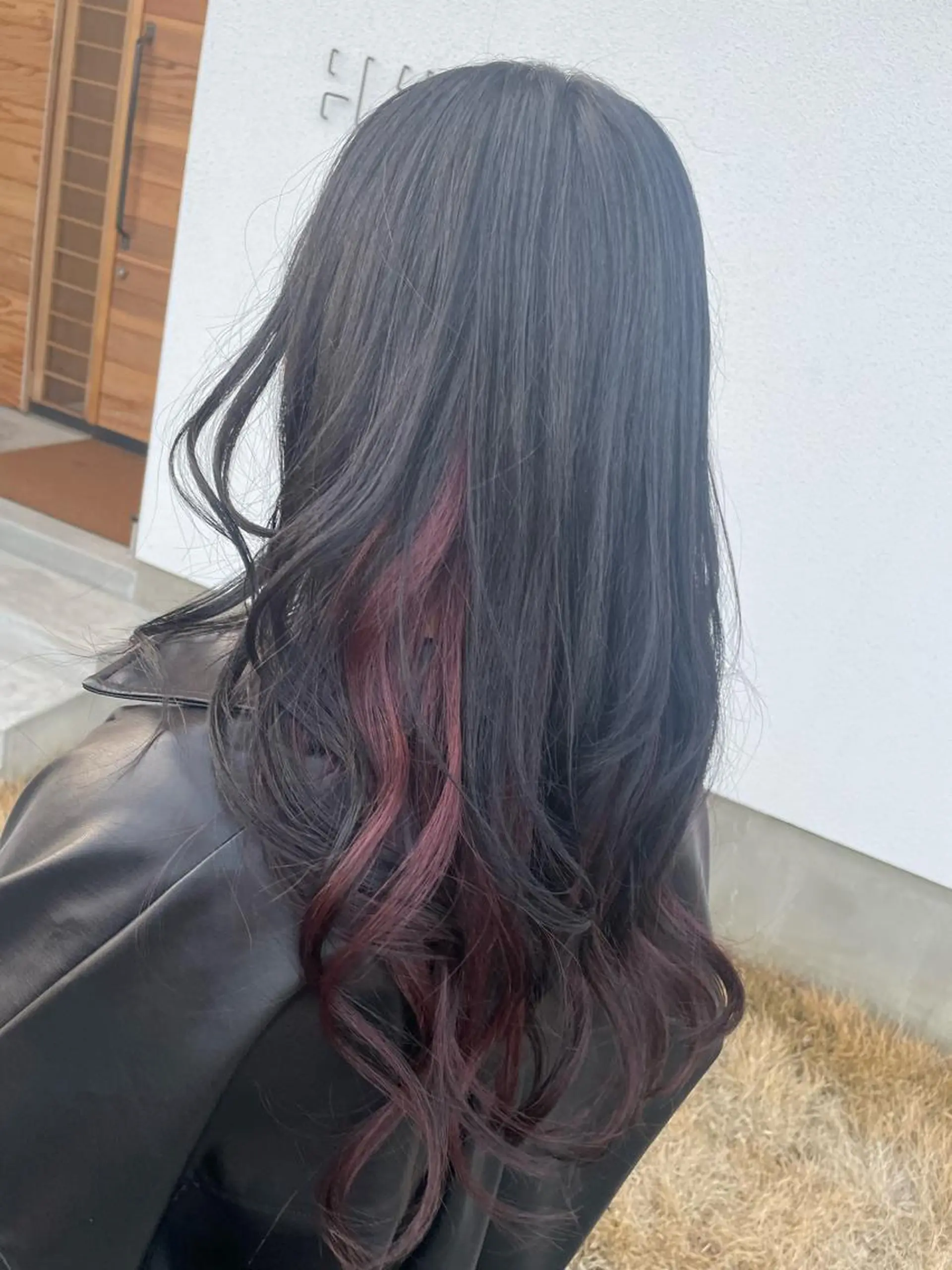 ロング カラー ヘアカラー SOU所属・ふるかわ れなのヘアスタイル